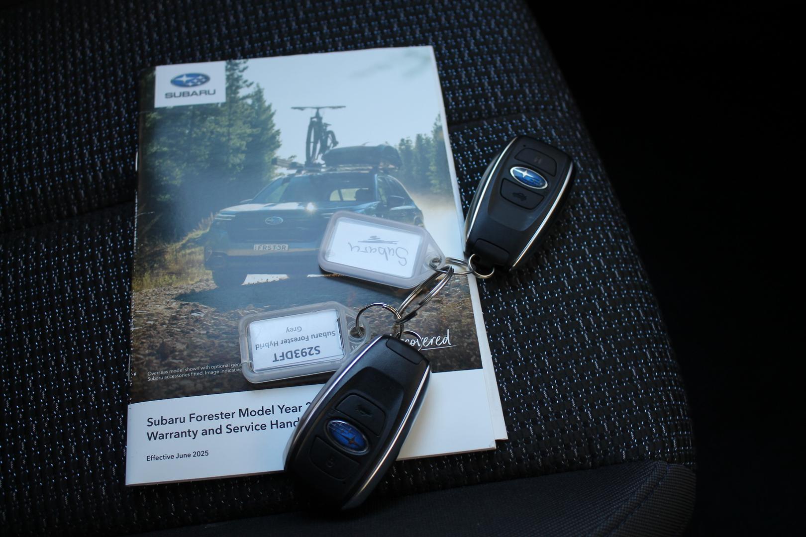 2025 Subaru Forester Hybrid — photo 12