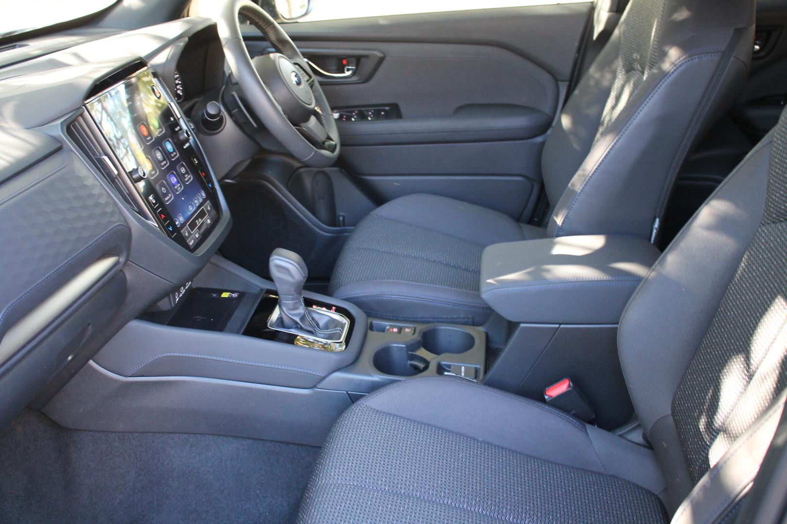2025 Subaru Forester Hybrid — photo 16