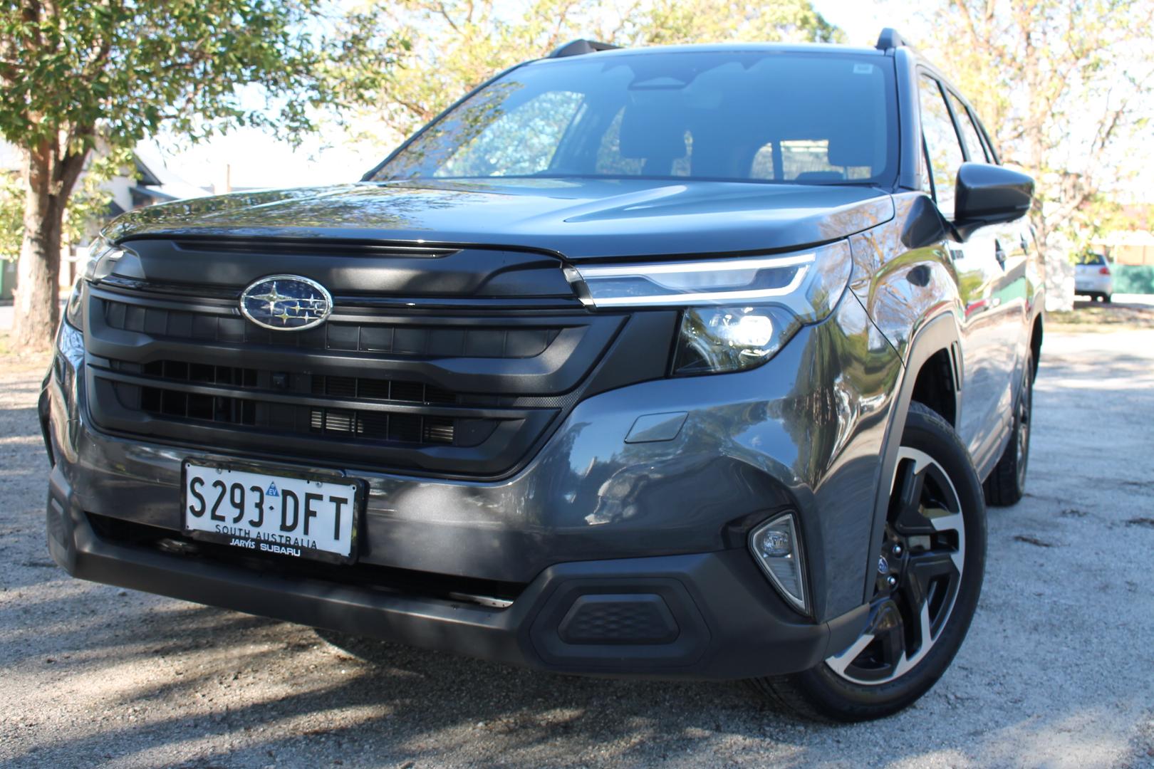 2025 Subaru Forester Hybrid — photo 2