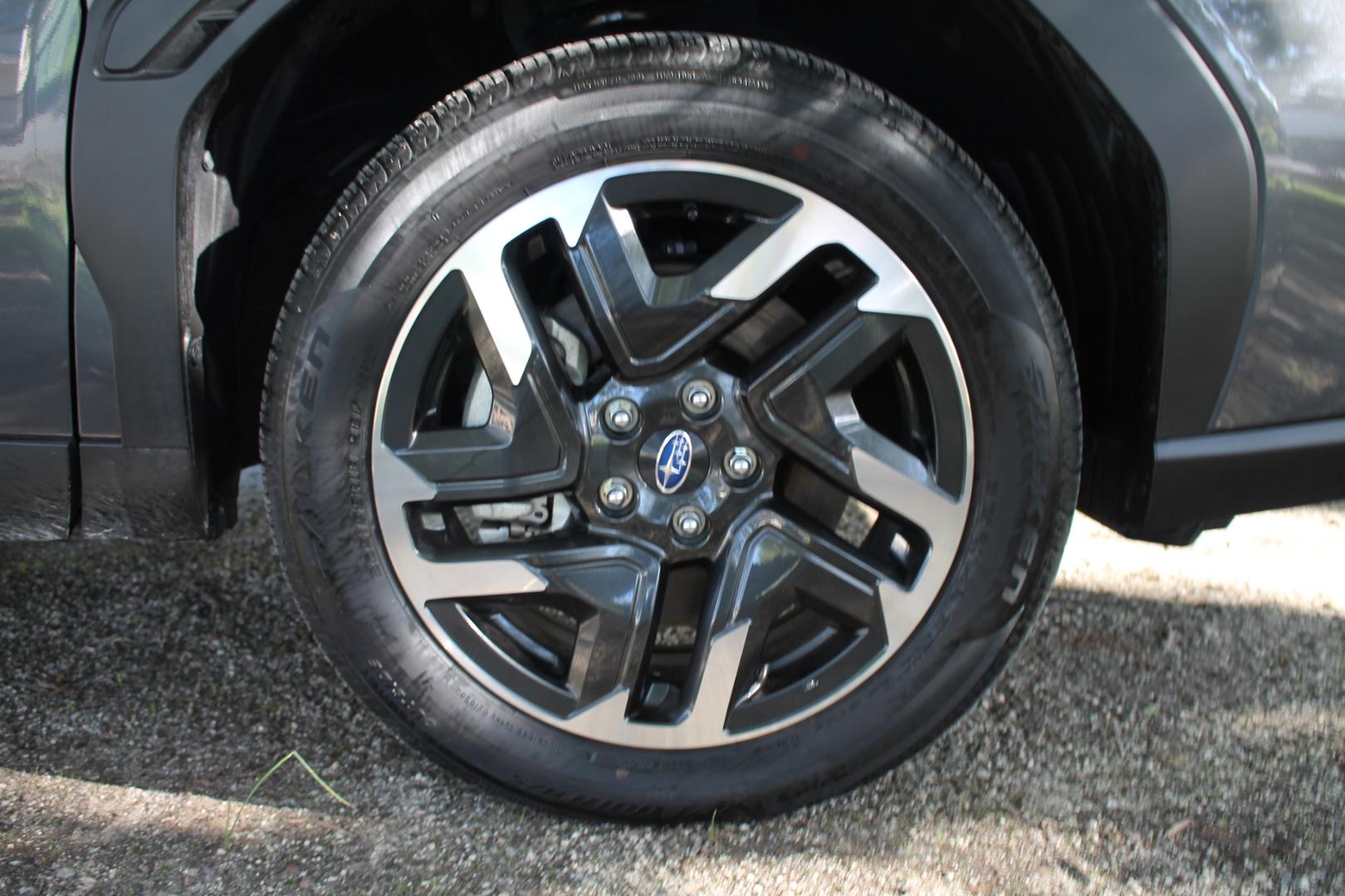 2025 Subaru Forester Hybrid — photo 9