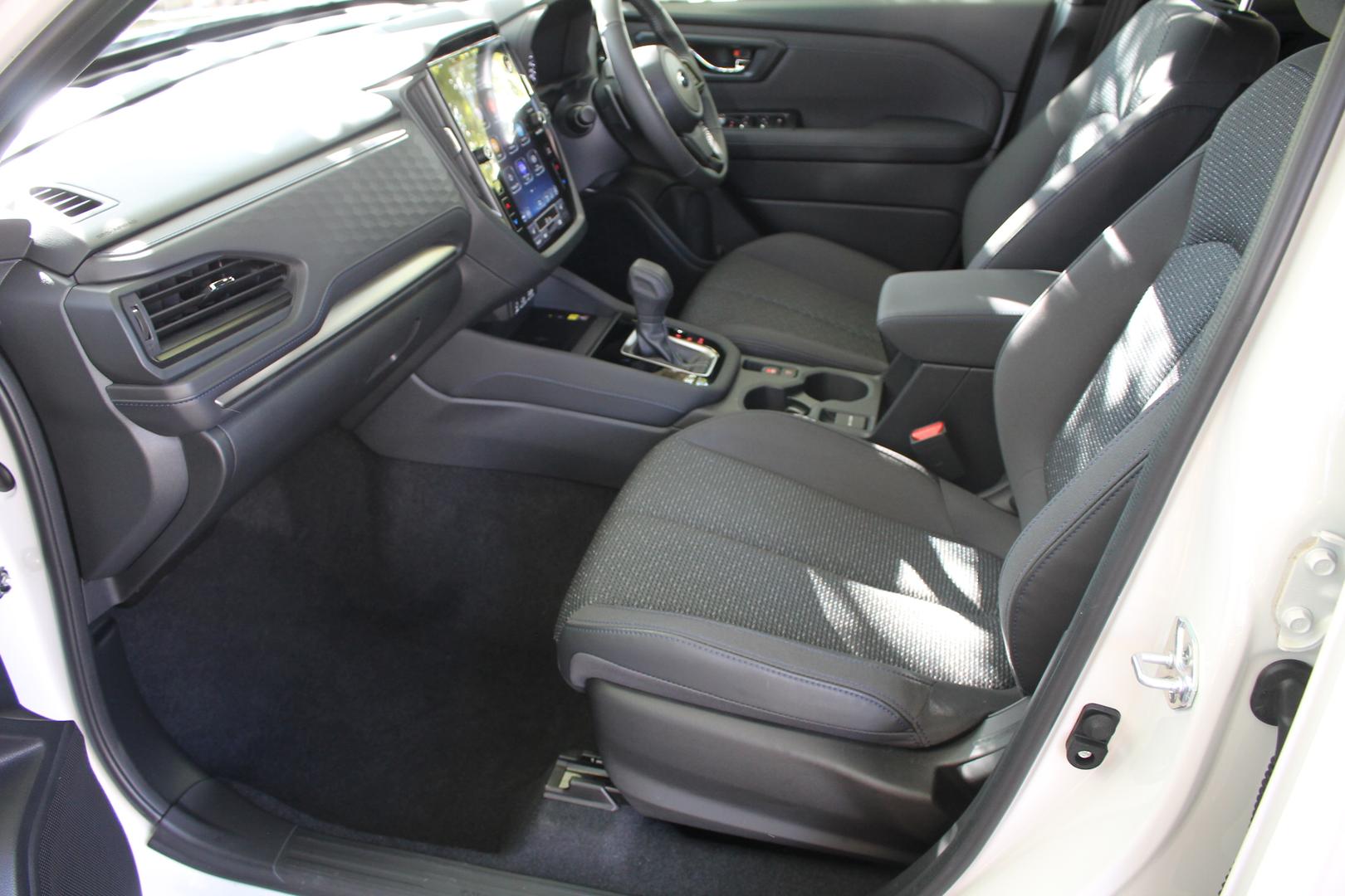 2025 Subaru Forester Hybrid — photo 14