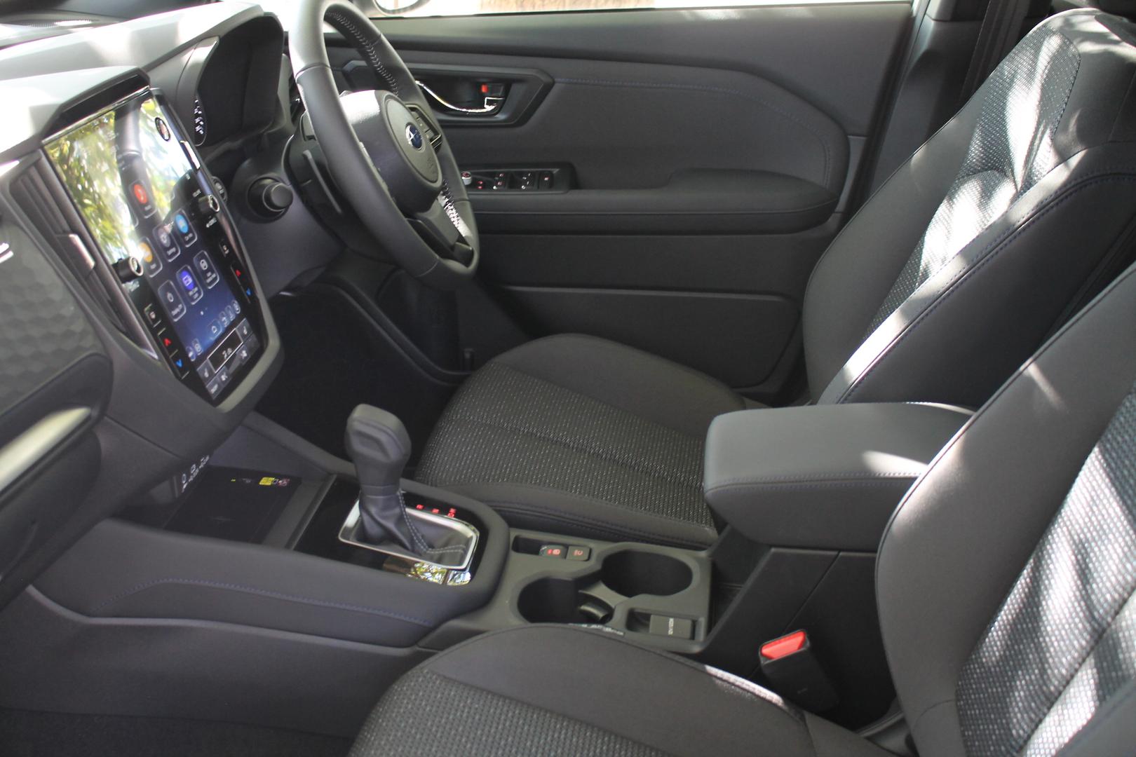 2025 Subaru Forester Hybrid — photo 15