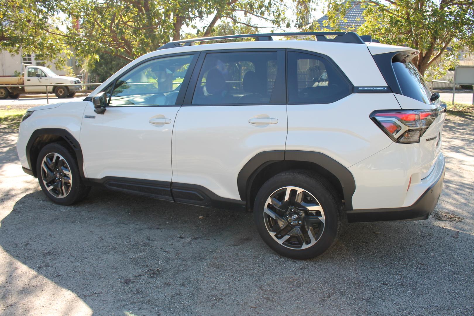2025 Subaru Forester Hybrid — photo 6