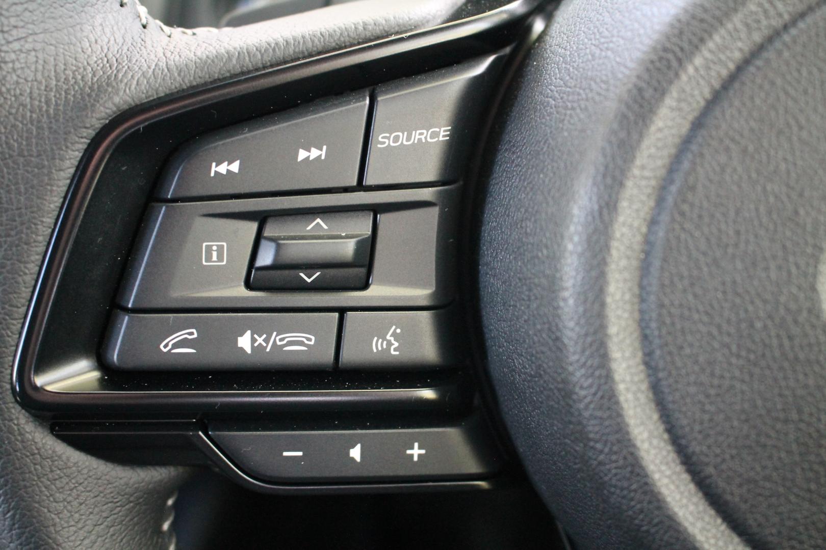 2025 Subaru Forester Hybrid — photo 7