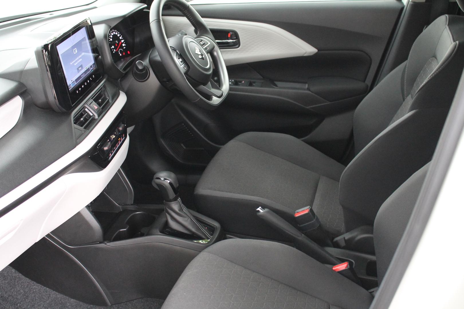 2024 Suzuki Swift Hybrid Plus — photo 15
