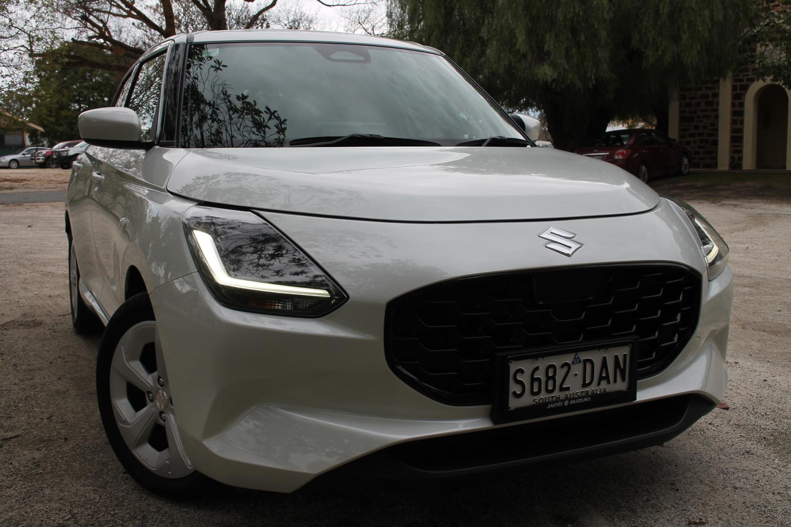 2024 Suzuki Swift Hybrid Plus — photo 2