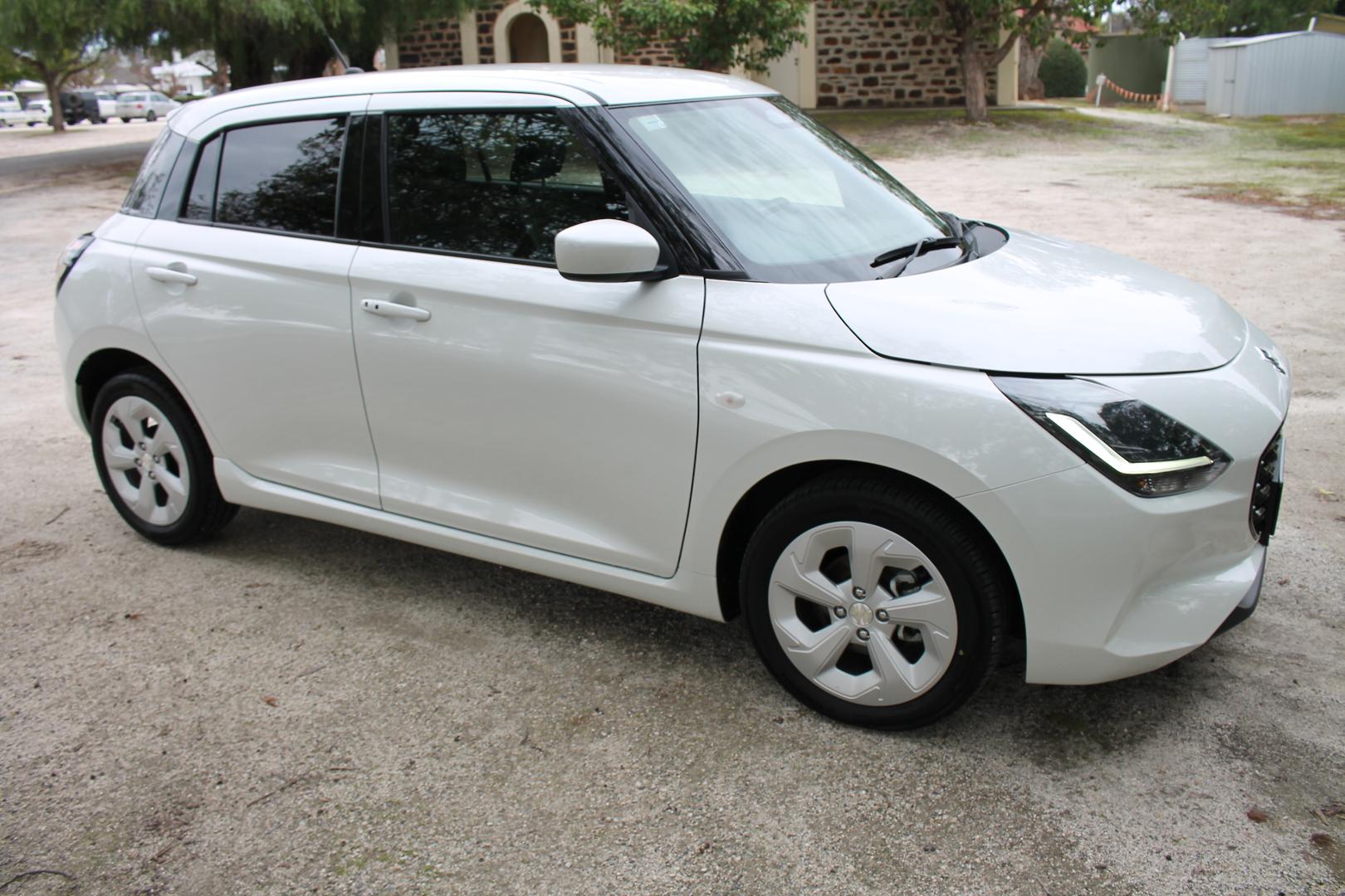 2024 Suzuki Swift Hybrid Plus — photo 5