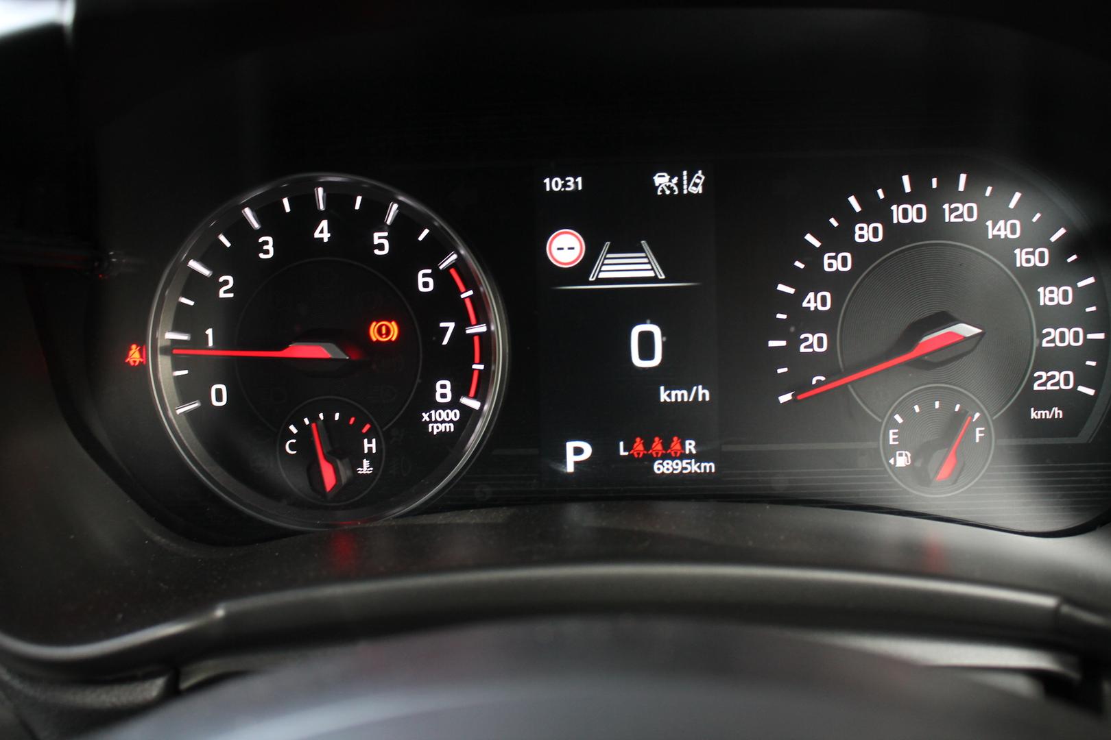 2025 Suzuki Swift Hybrid — photo 10