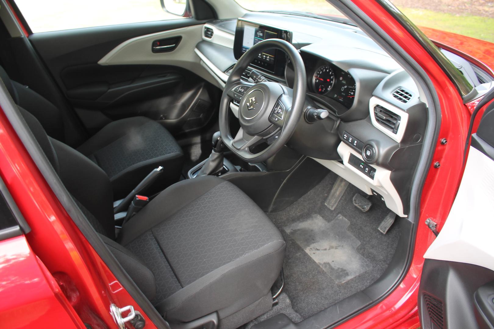 2025 Suzuki Swift Hybrid — photo 15