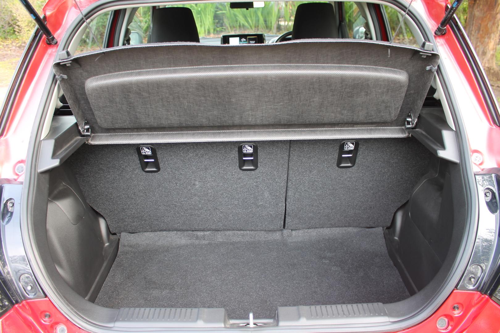 2025 Suzuki Swift Hybrid — photo 20