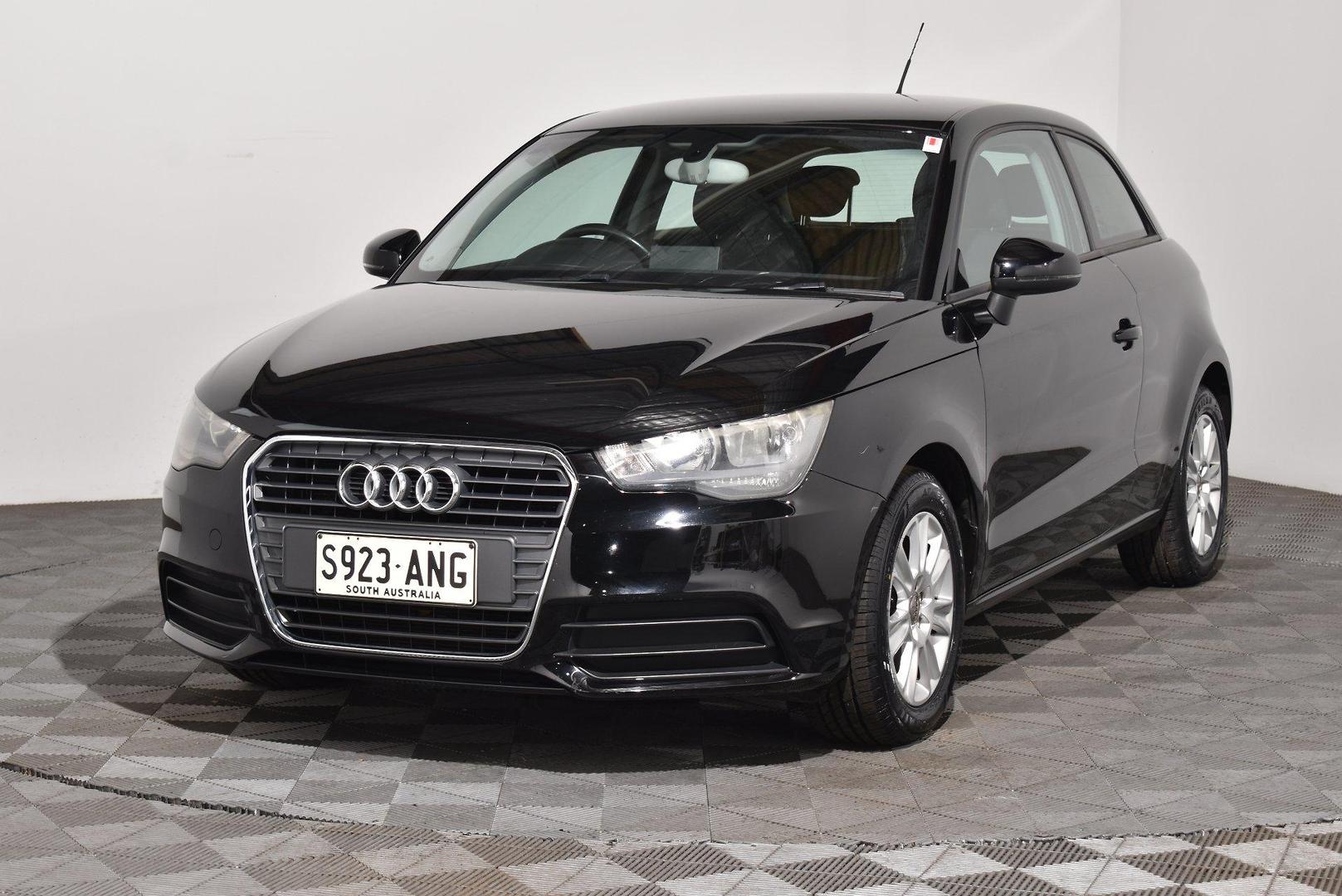 2011 Audi A1 Attraction — photo 13