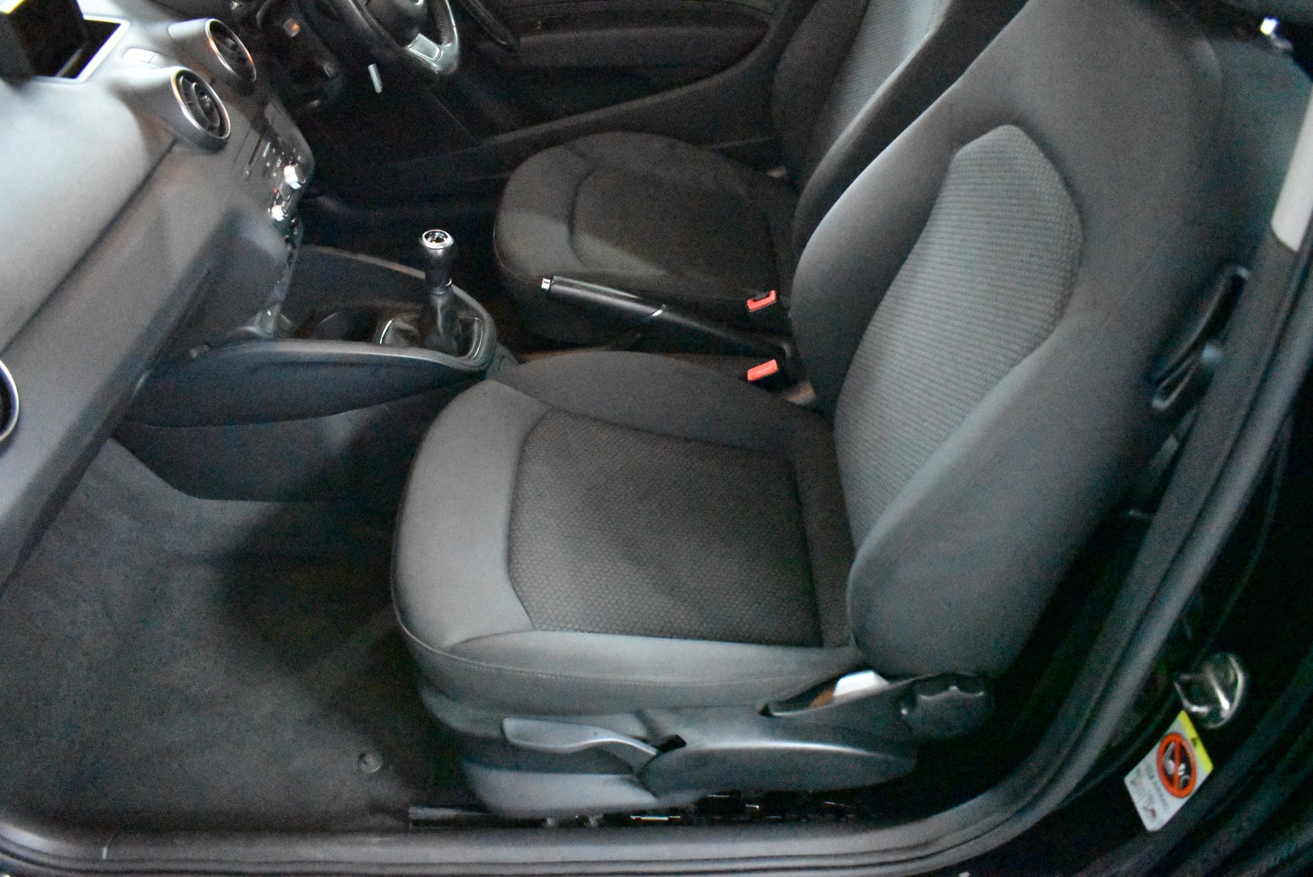 2011 Audi A1 Attraction — photo 7