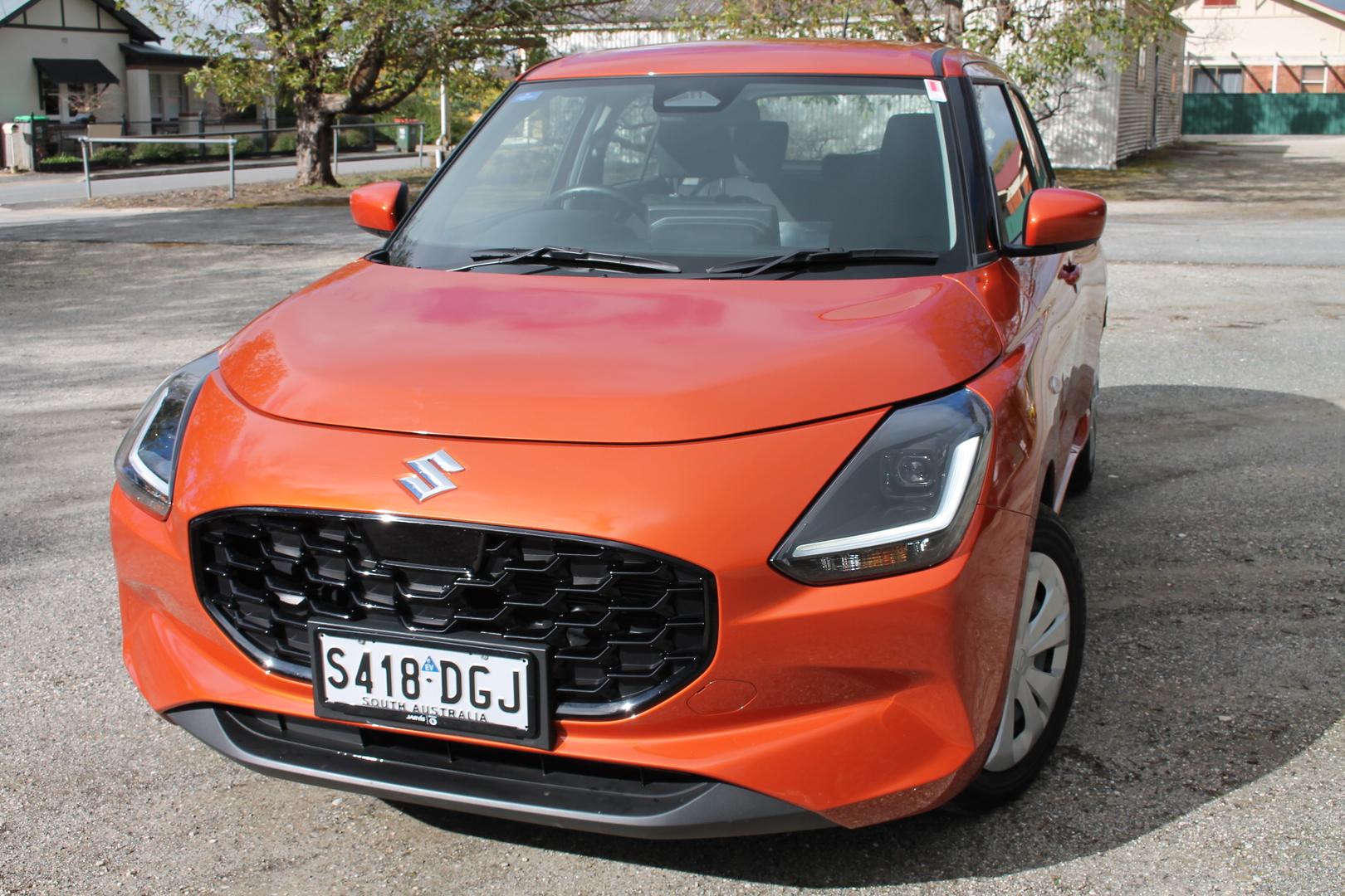 2025 Suzuki Swift Hybrid — photo 3