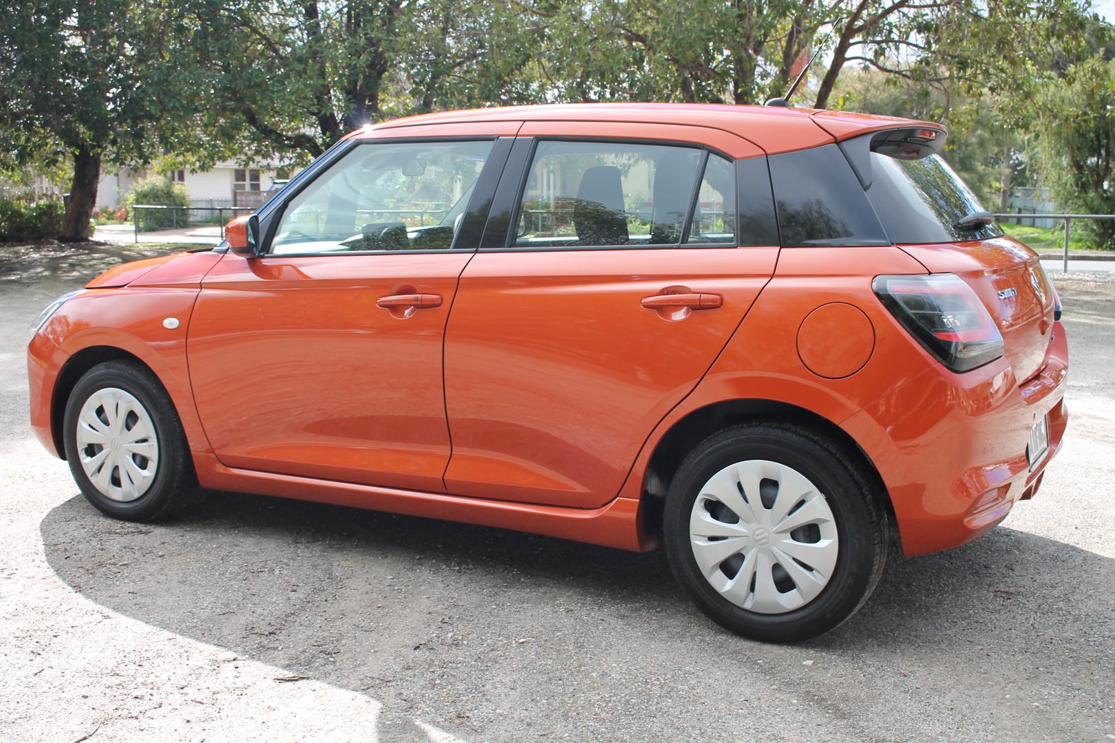 2025 Suzuki Swift Hybrid — photo 6