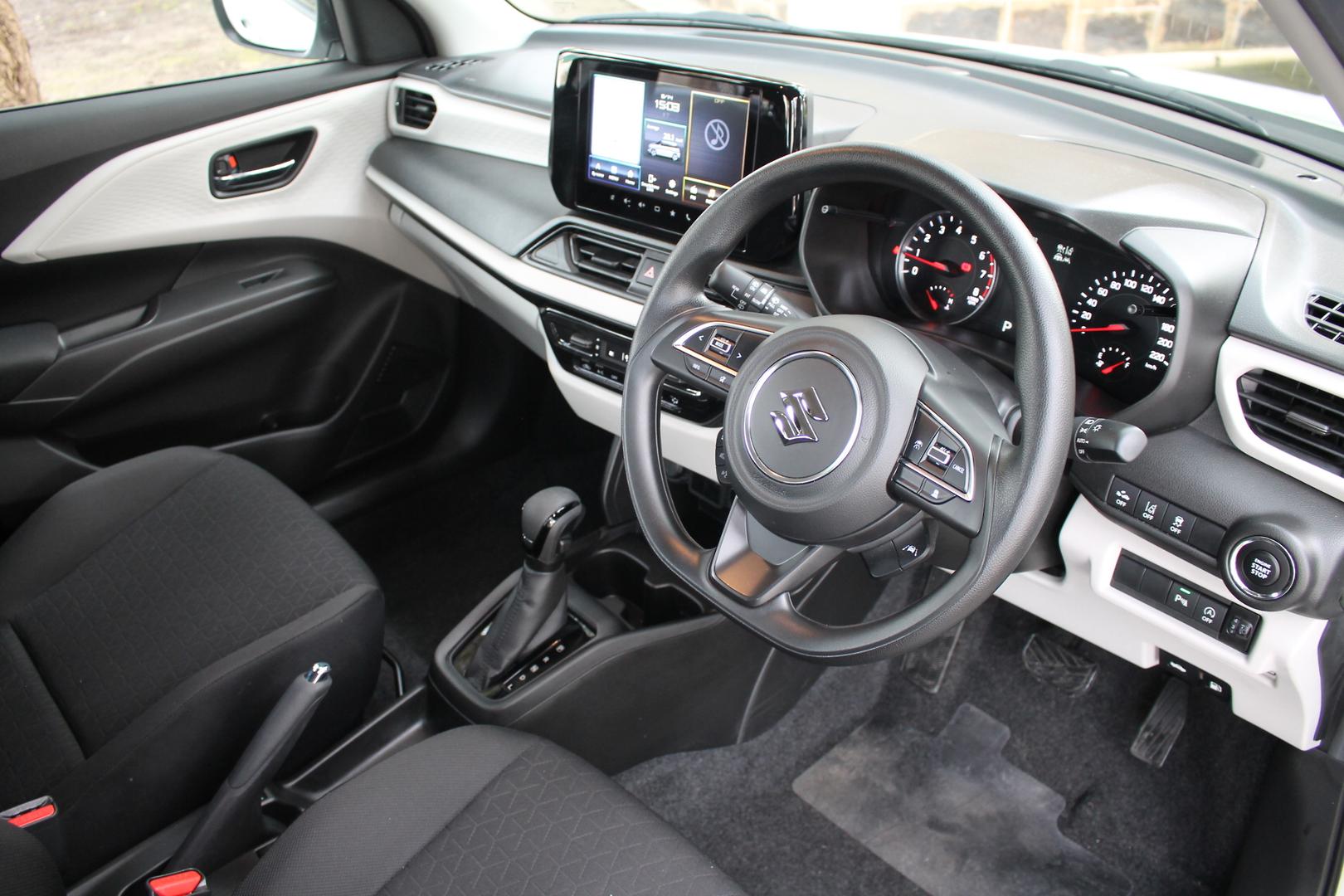 2025 Suzuki Swift Hybrid — photo 10