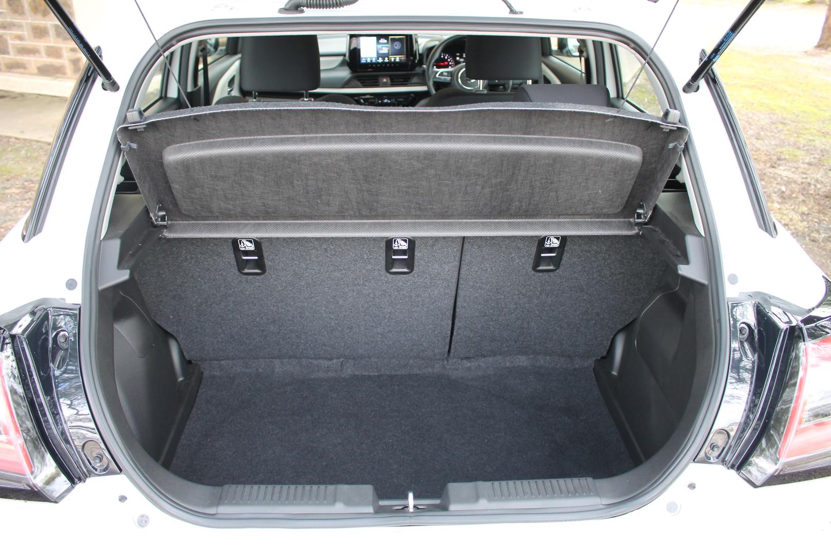 2025 Suzuki Swift Hybrid — photo 17