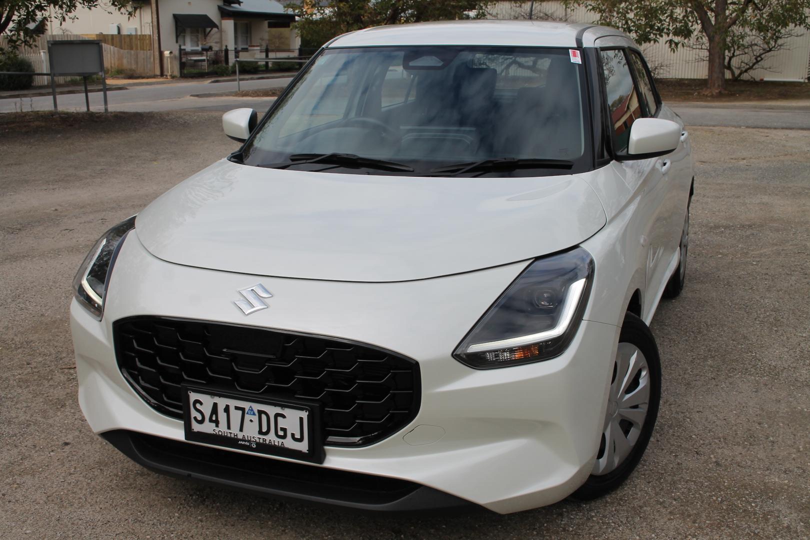 2025 Suzuki Swift Hybrid — photo 3