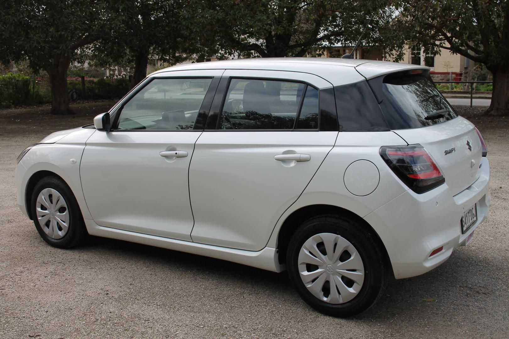 2025 Suzuki Swift Hybrid — photo 6