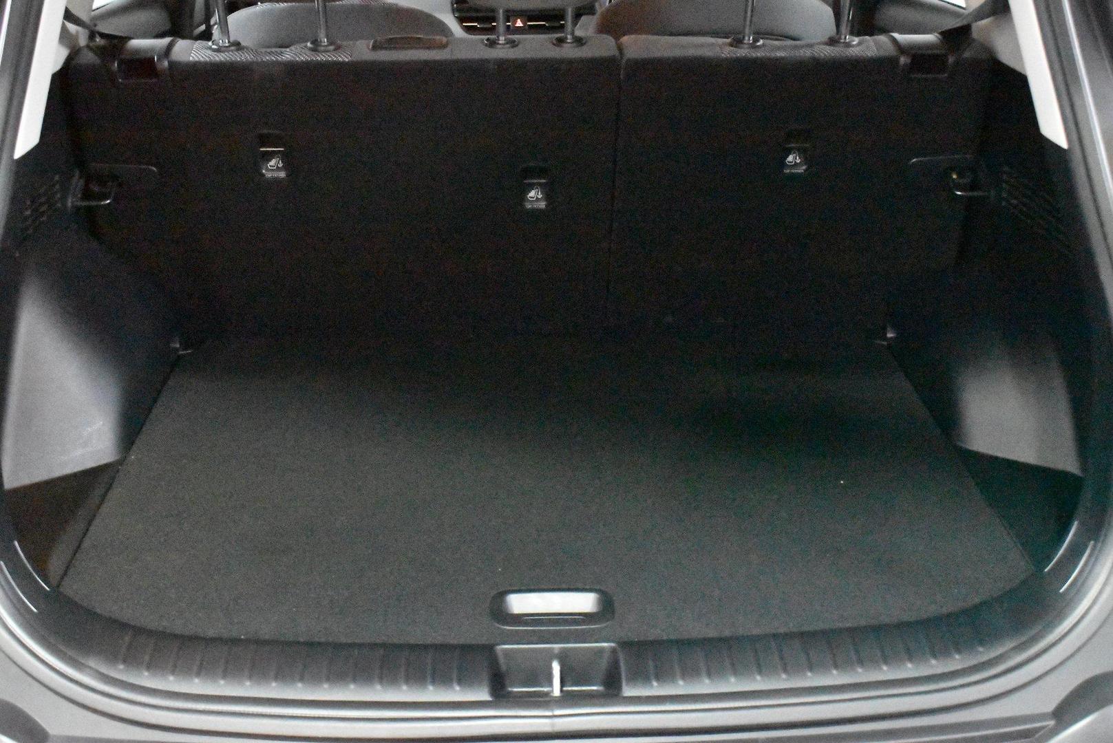 2023 Kia Seltos Sport — photo 16