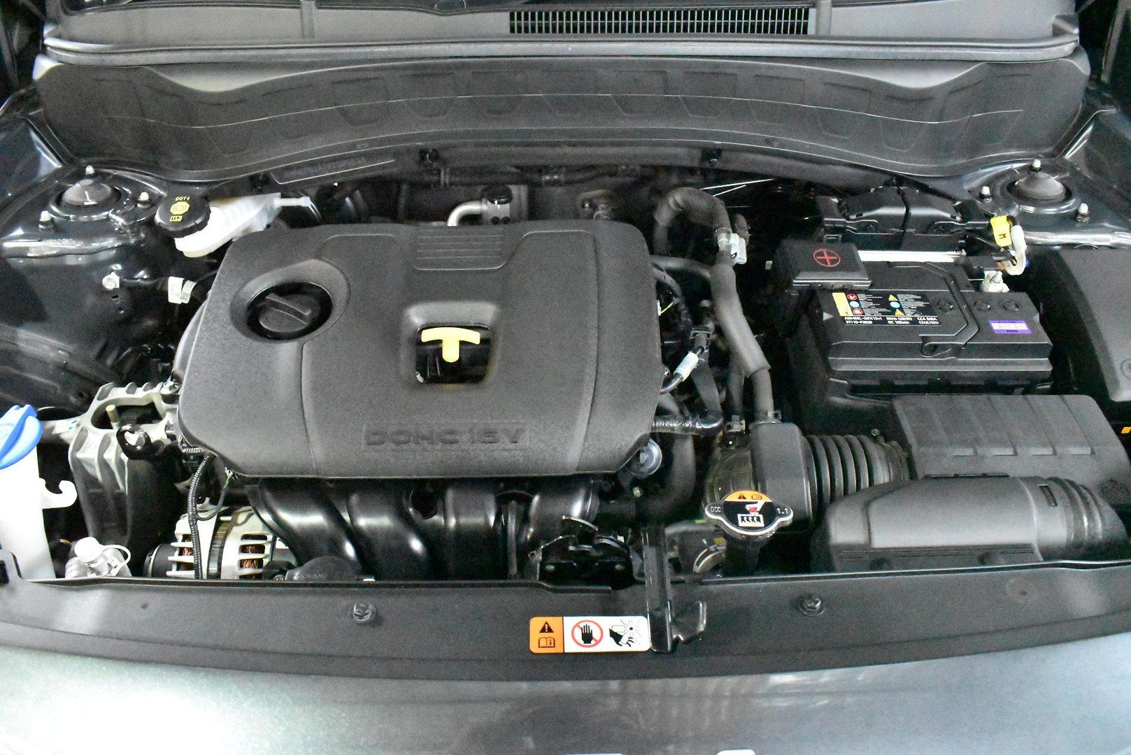 2023 Kia Seltos Sport — photo 17