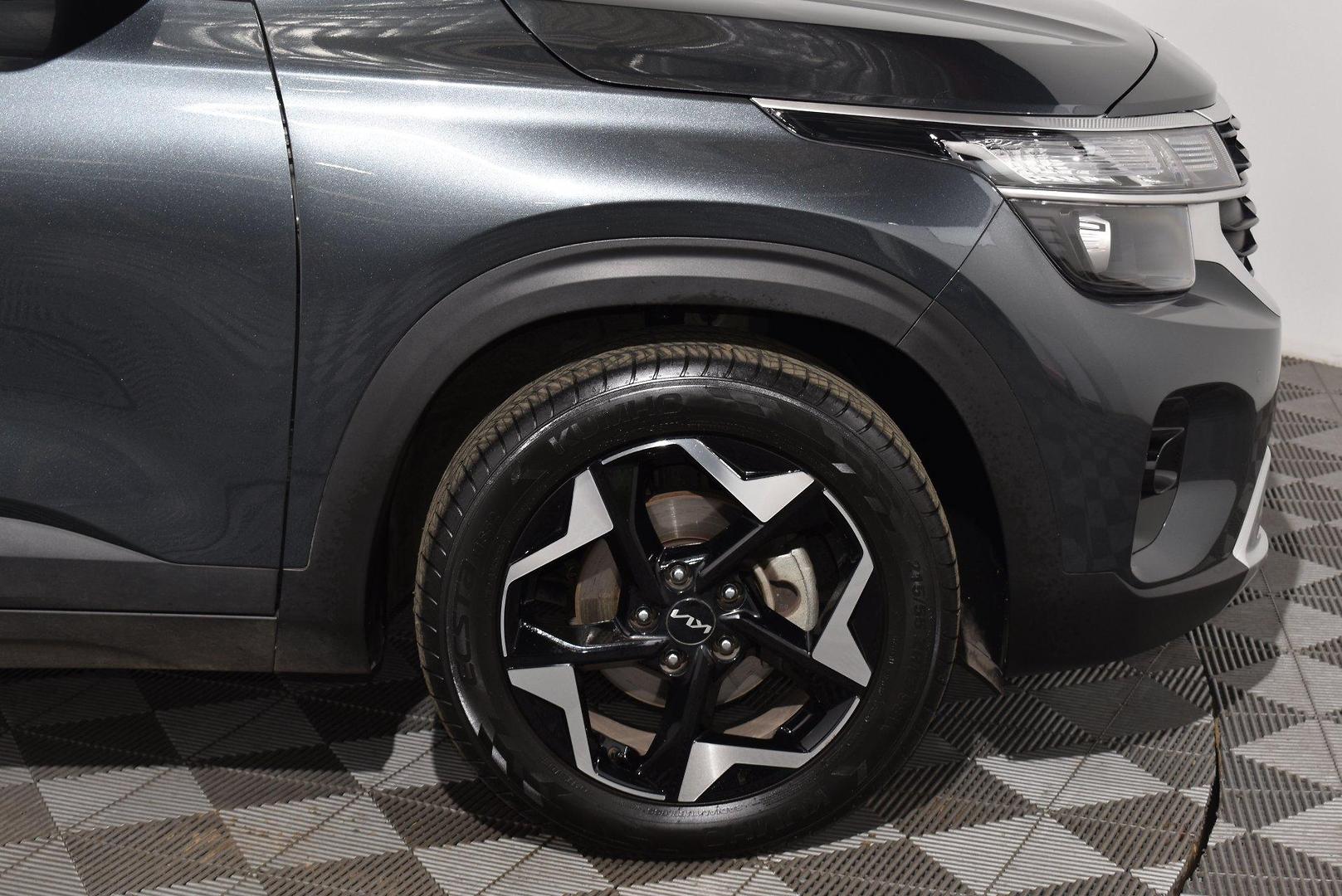 2023 Kia Seltos Sport — photo 18