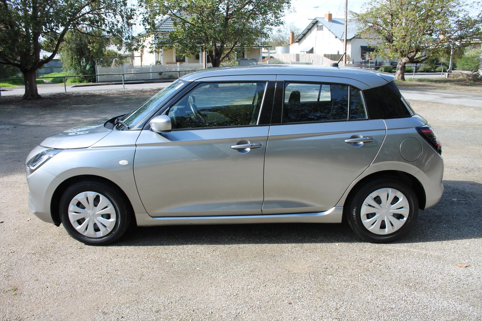 2025 Suzuki Swift Hybrid — photo 22