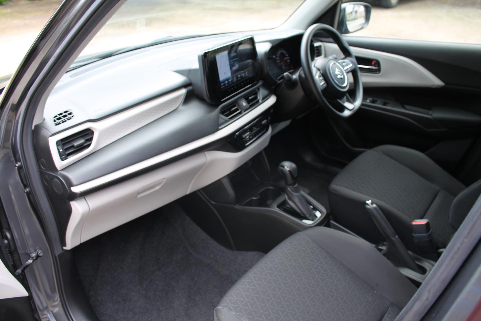 2025 Suzuki Swift Hybrid — photo 14