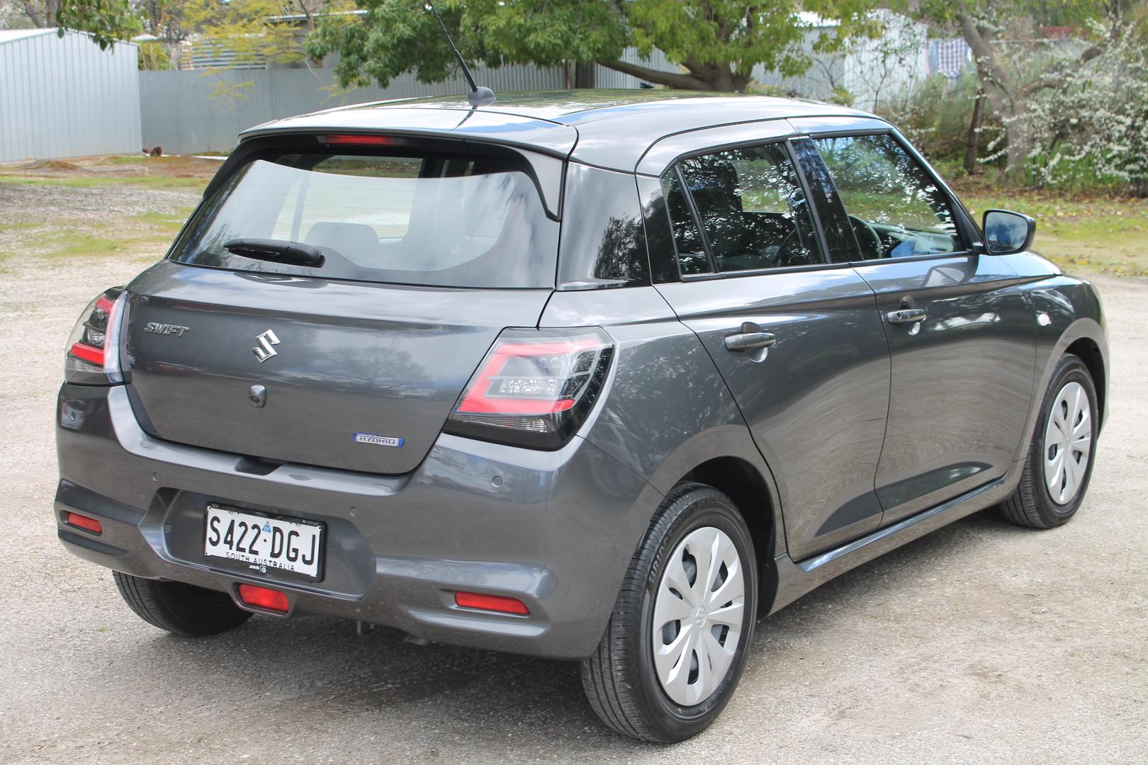 2025 Suzuki Swift Hybrid — photo 3