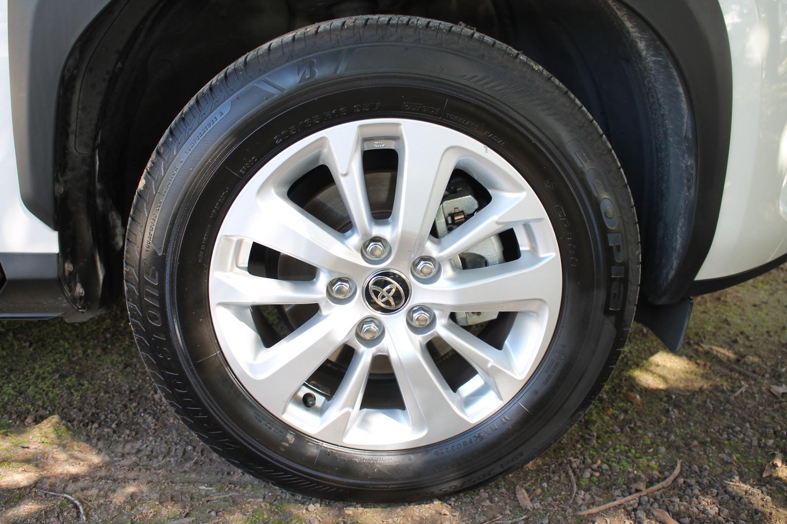 2021 Toyota Yaris Cross GX — photo 18 of 22