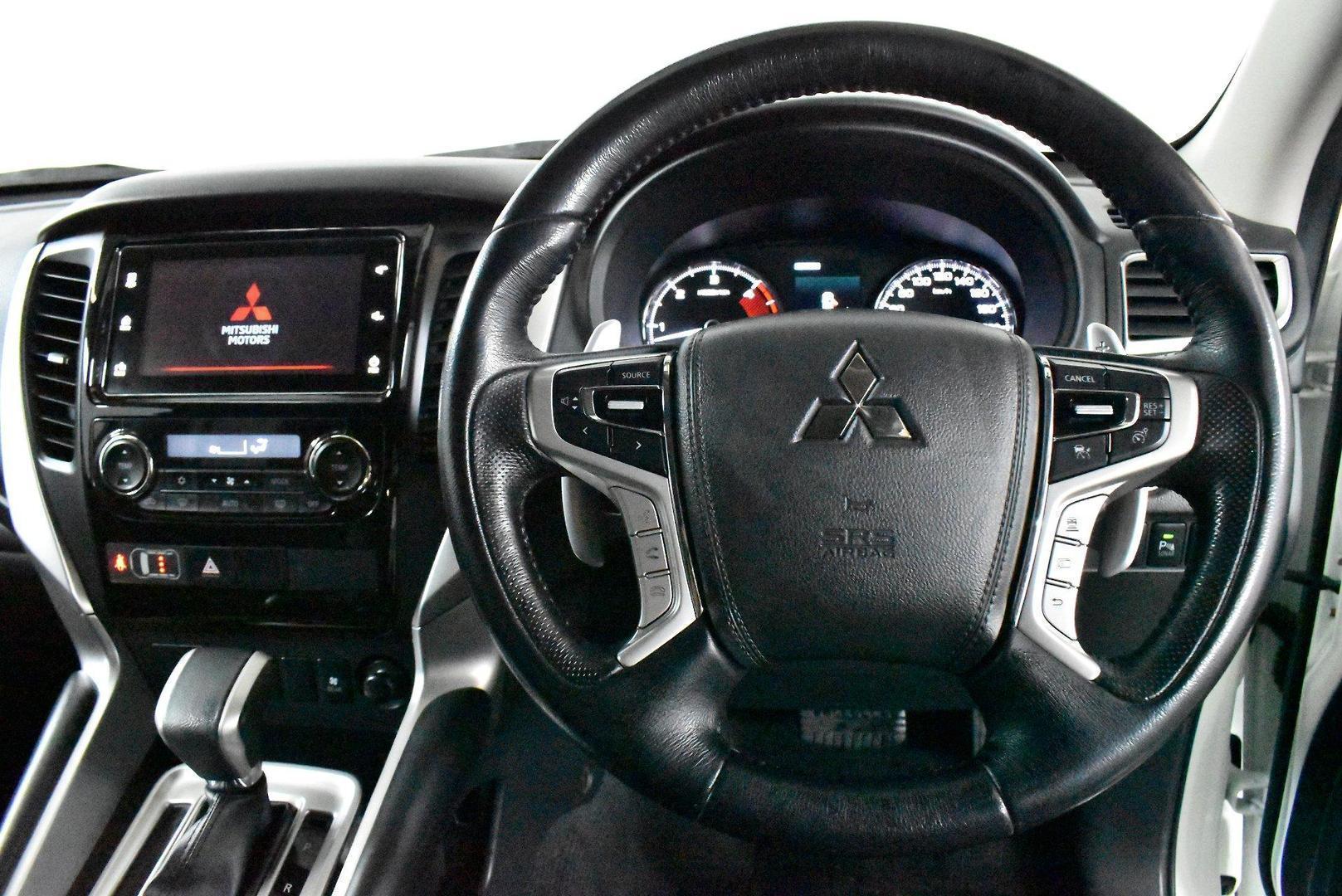 2018 Mitsubishi Pajero Sport GLS — photo 5