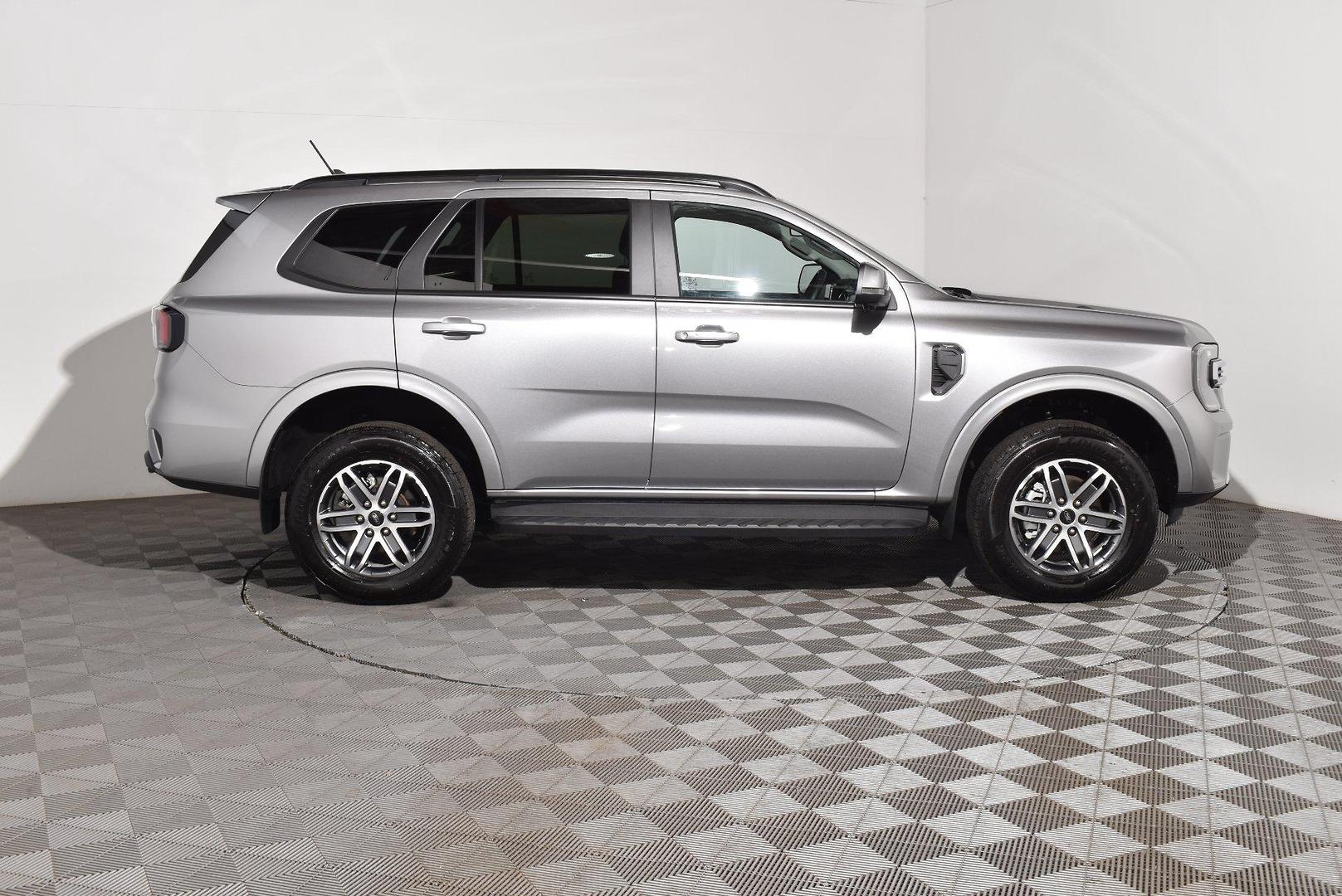 2025 Ford Everest Trend — photo 10