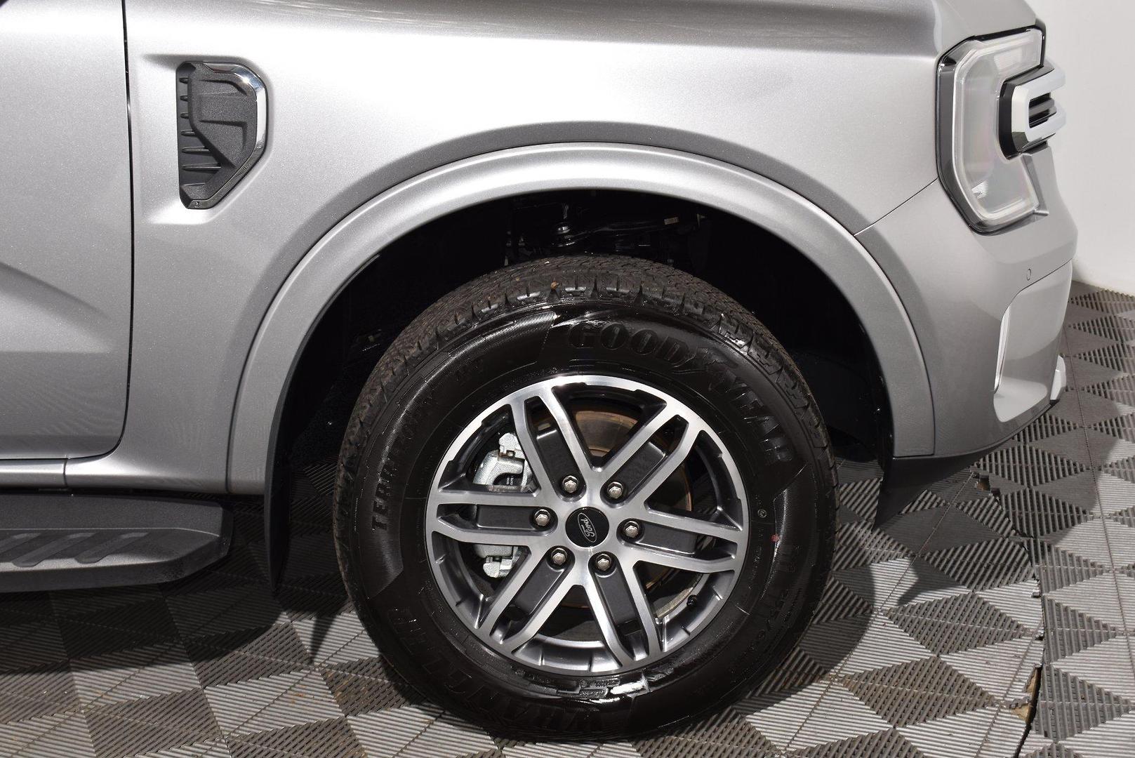 2025 Ford Everest Trend — photo 18