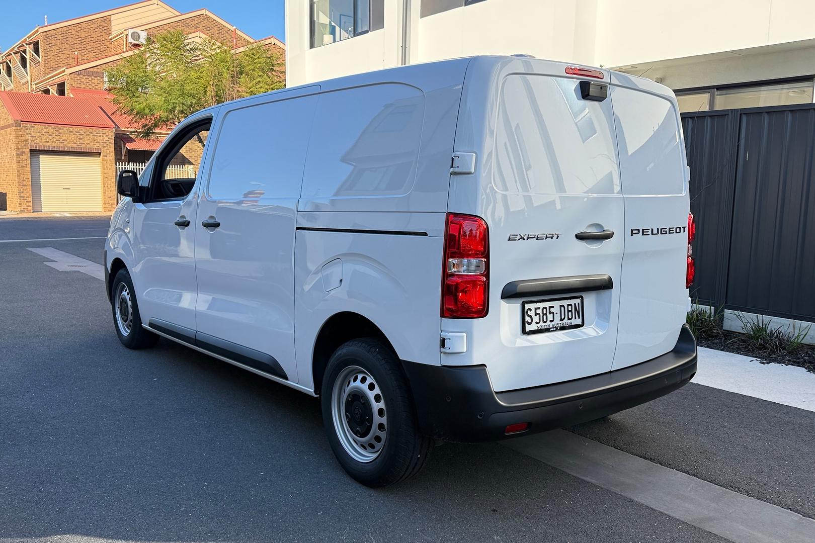 2025 Peugeot Expert Pro — photo 6
