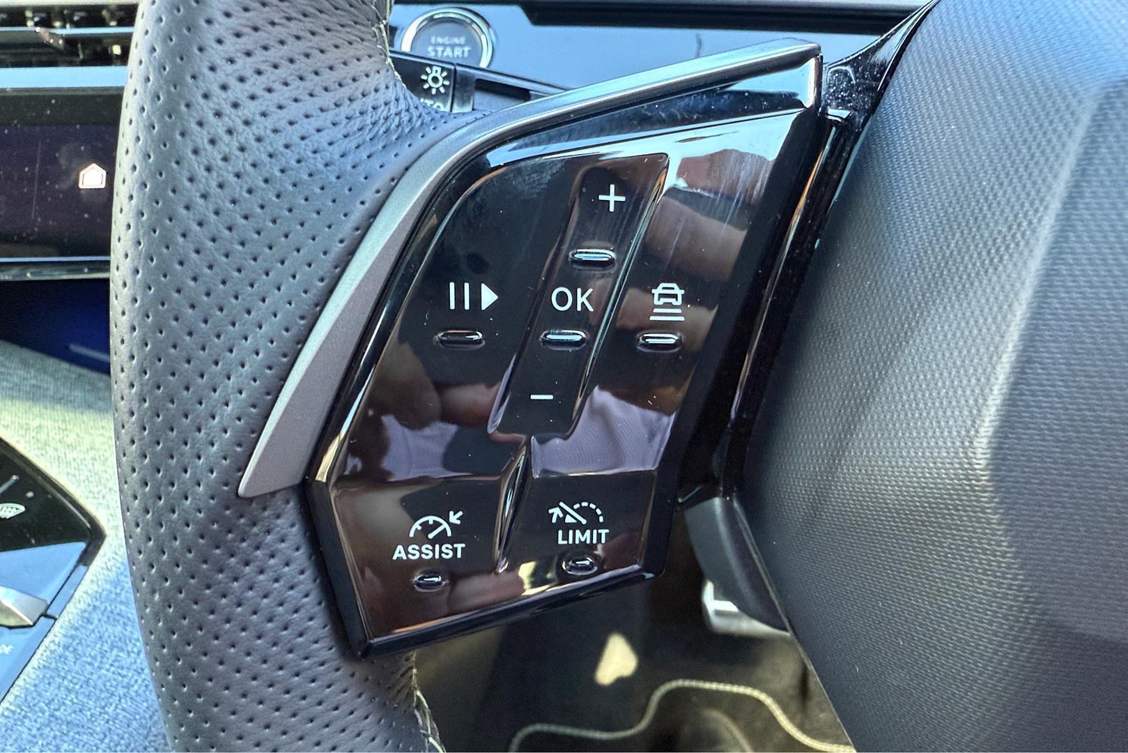 2025 Peugeot 3008 GT Premium Hybrid — photo 15