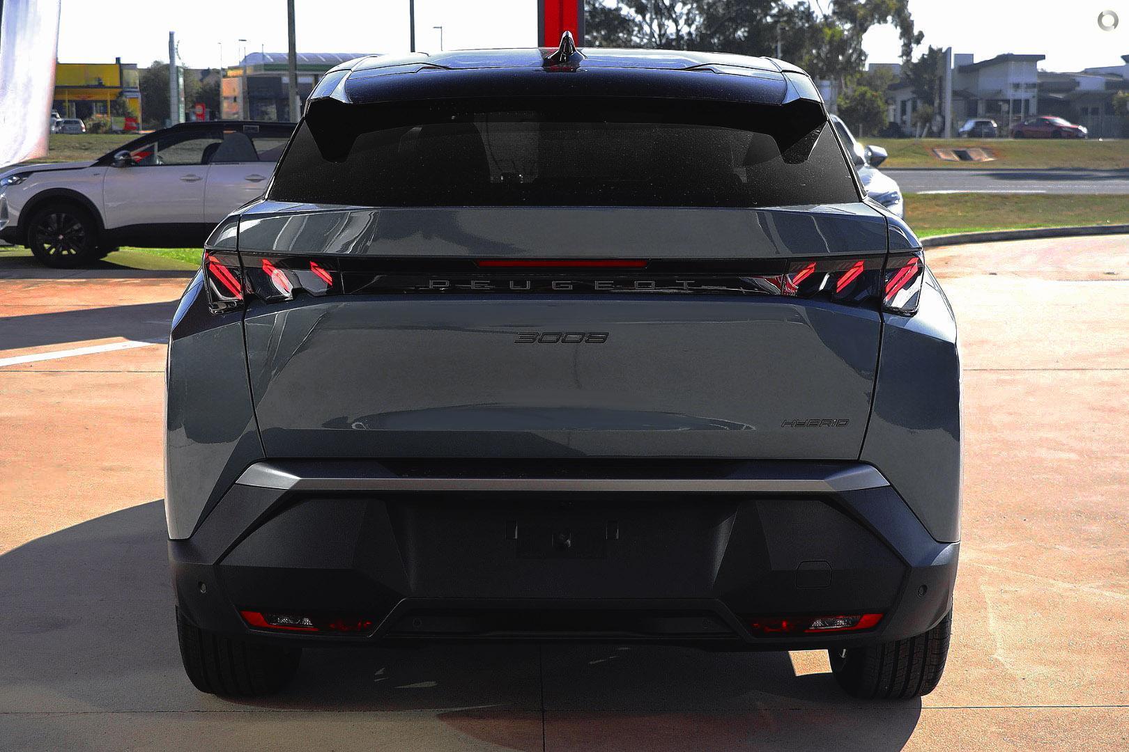 2025 Peugeot 3008 GT Premium Hybrid — photo 3