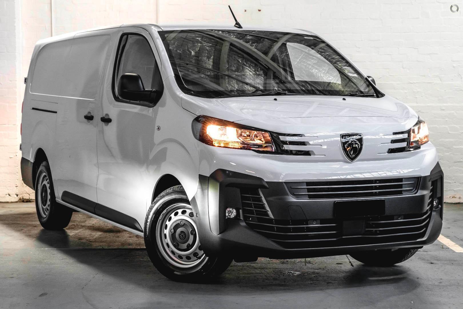 2025 Peugeot Expert Pro — photo 1