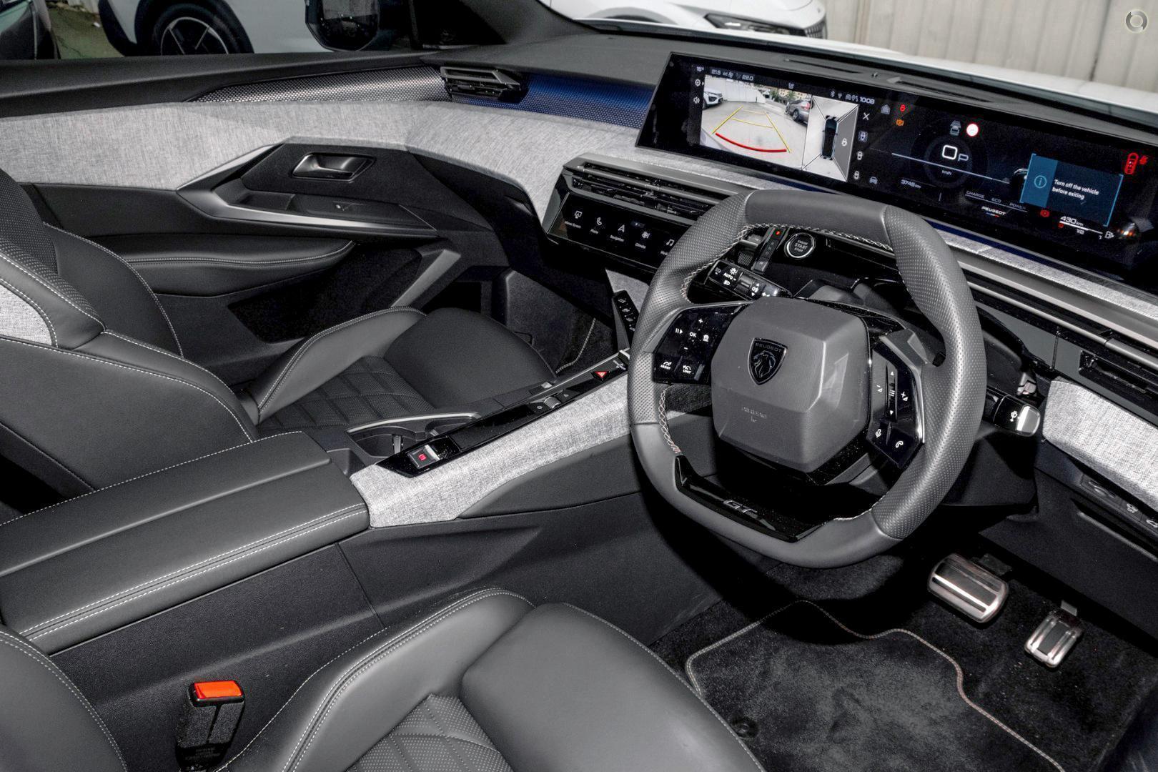 2025 Peugeot 3008 GT Premium Hybrid — photo 6