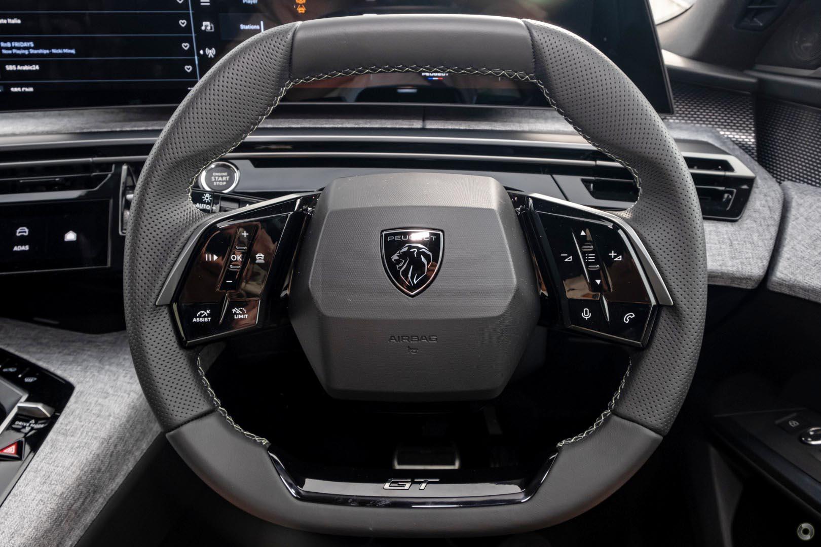 2025 Peugeot 3008 GT Premium Hybrid — photo 15