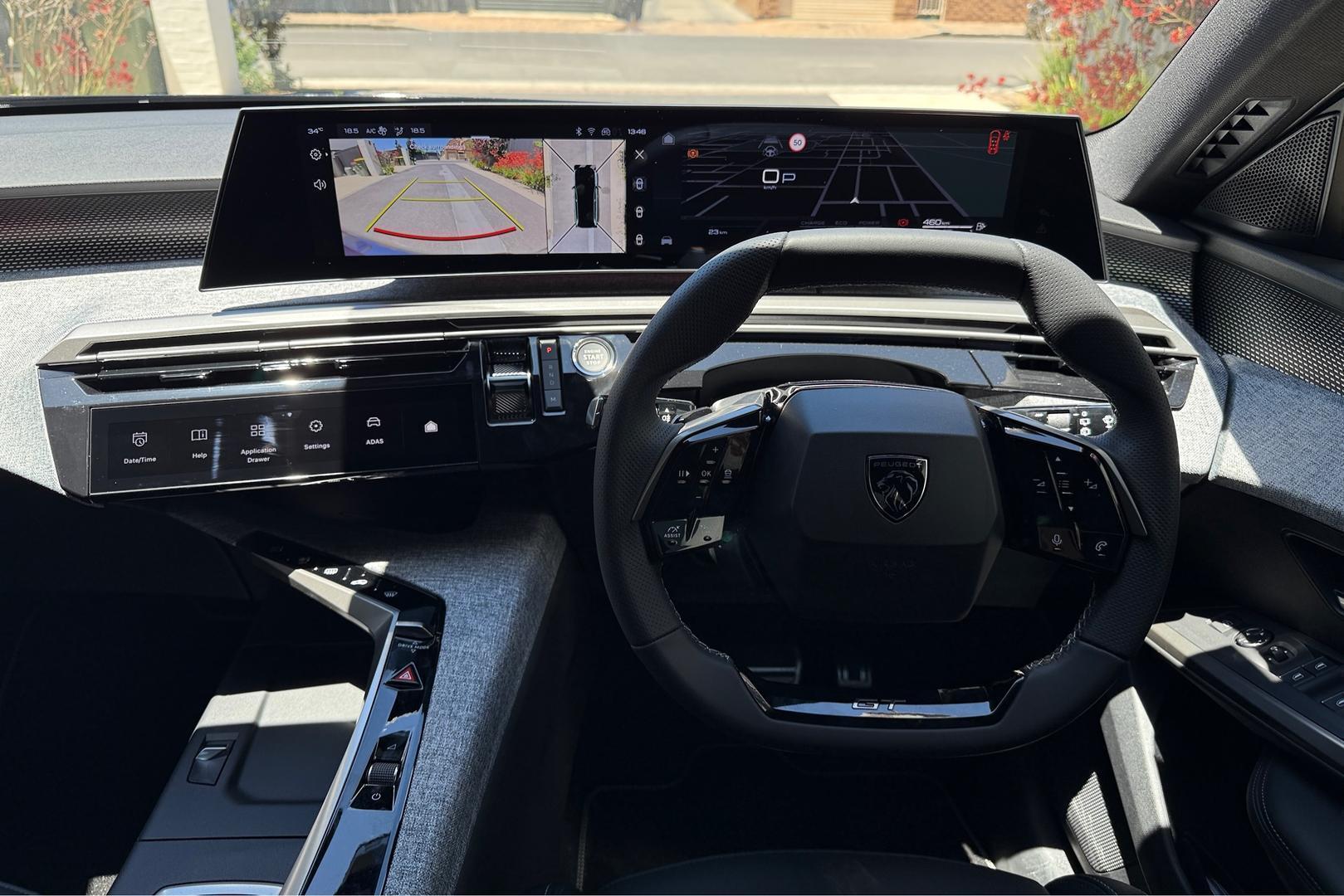 2025 Peugeot 5008 GT Premium Hybrid — photo 10