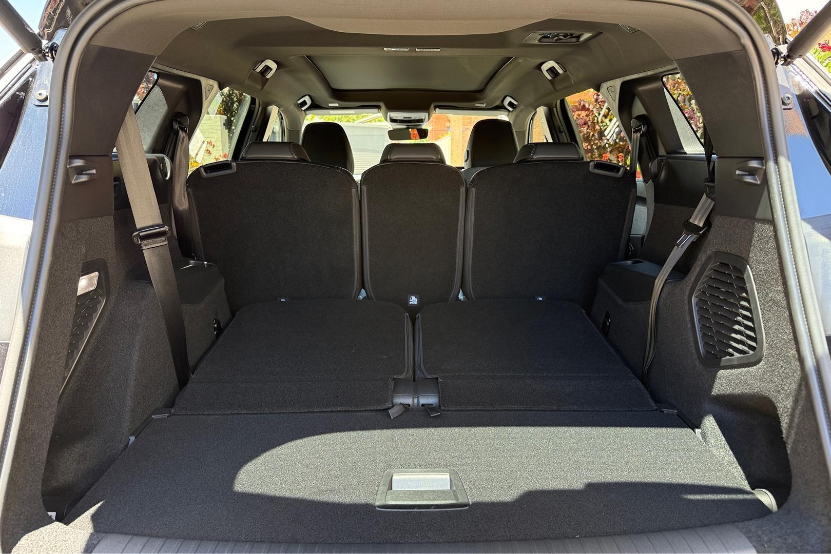 2025 Peugeot 5008 GT Premium Hybrid — photo 15
