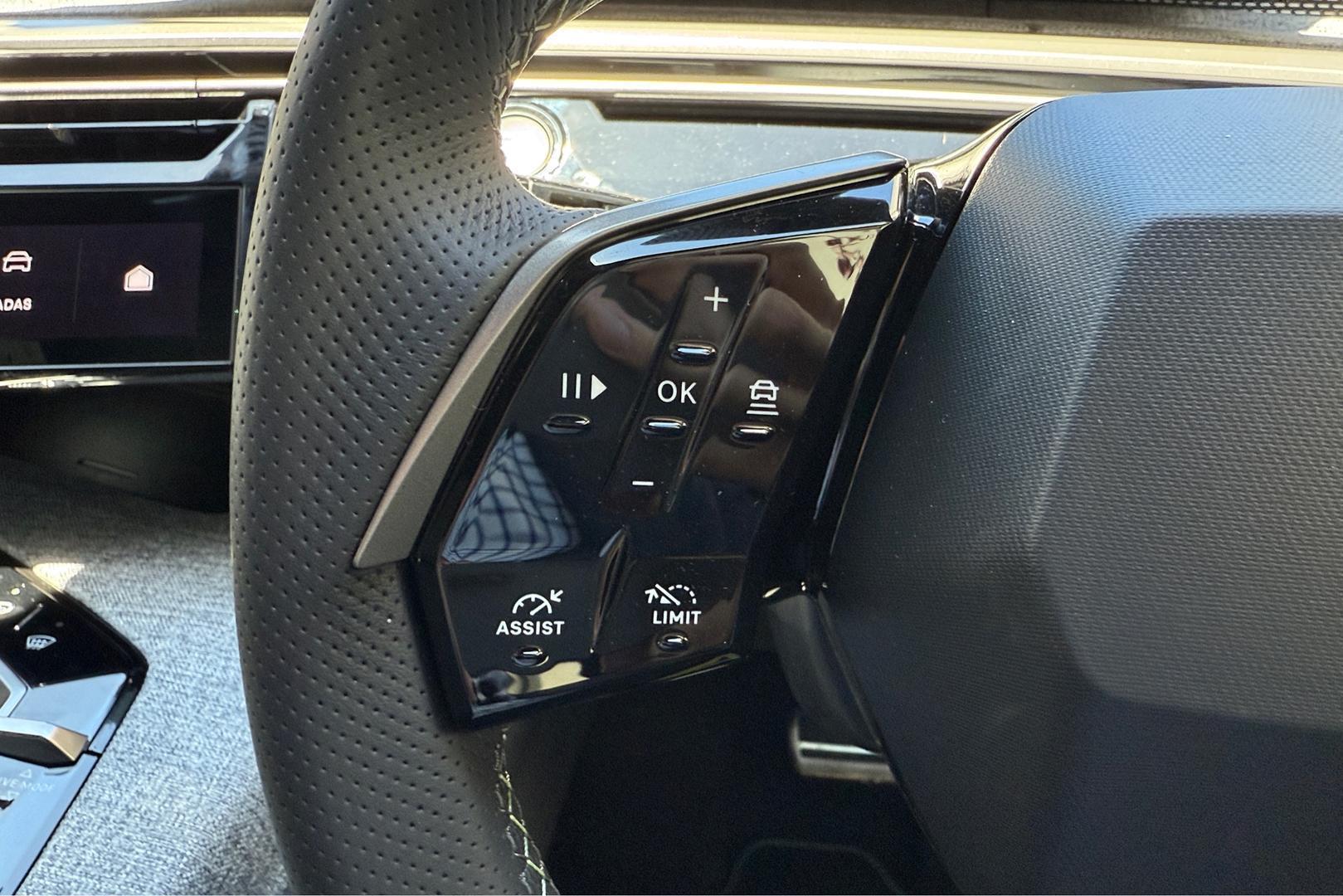 2025 Peugeot 5008 GT Premium Hybrid — photo 20