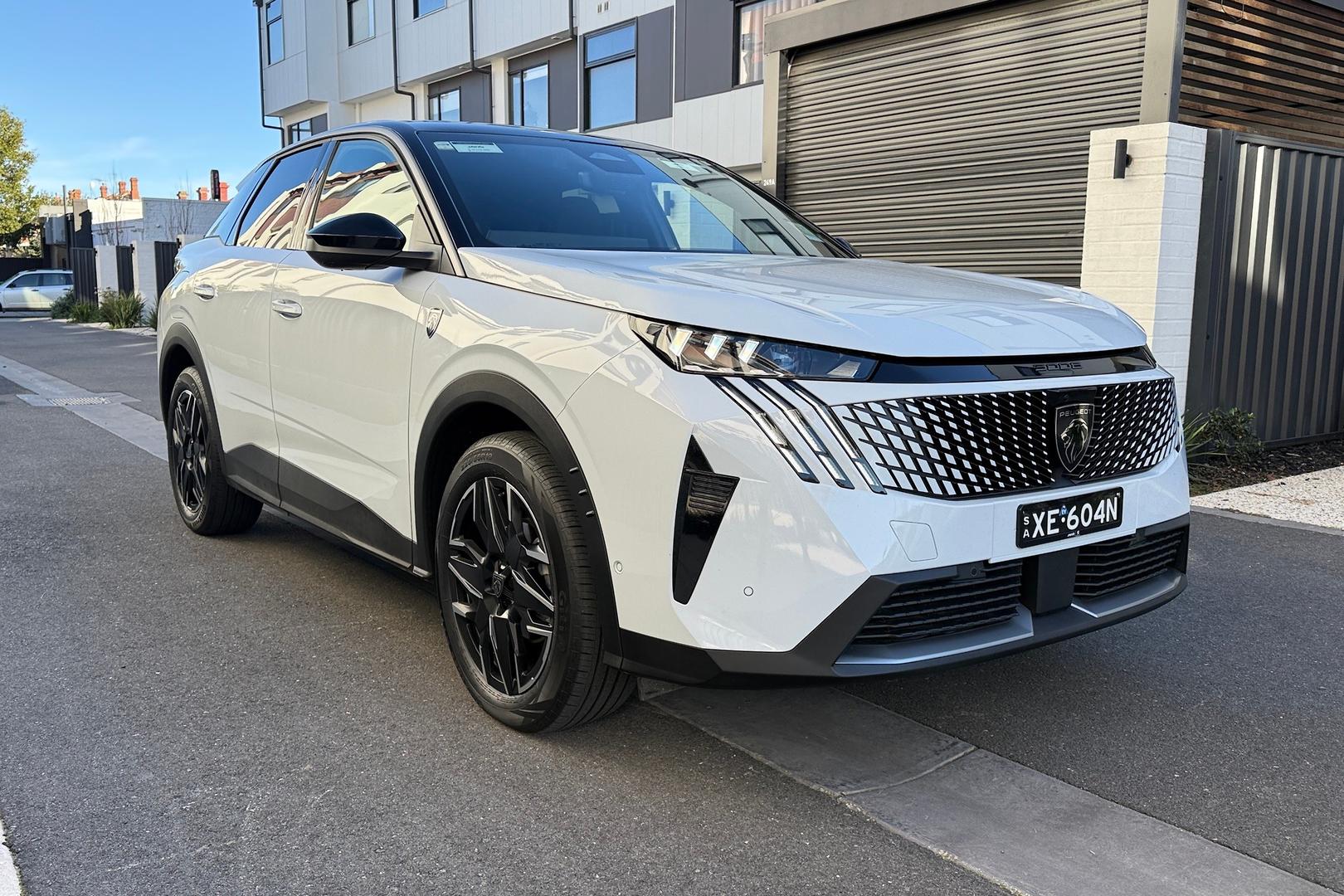 2025 Peugeot 3008 GT Premium Hybrid — photo 1