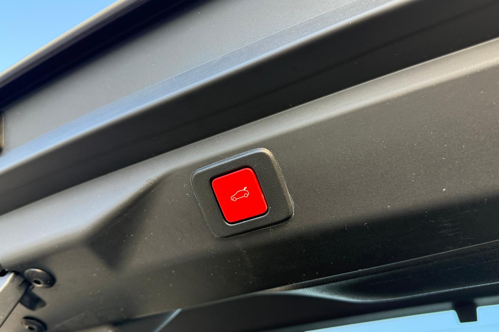2025 Peugeot 3008 GT Premium Hybrid — photo 20