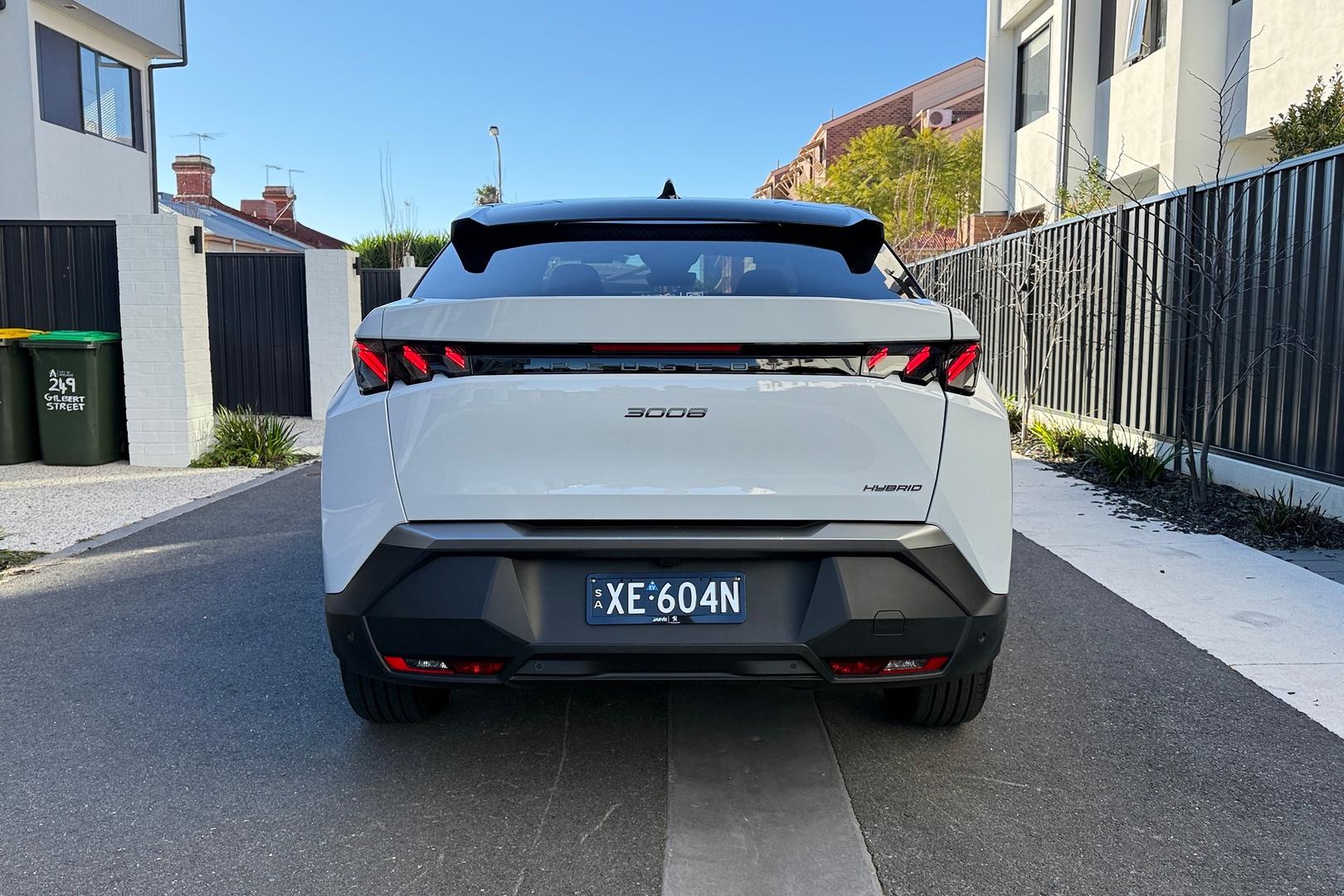 2025 Peugeot 3008 GT Premium Hybrid — photo 4
