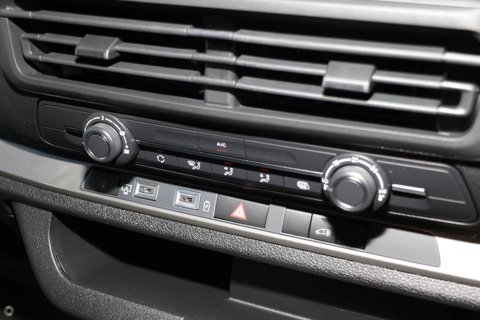 2025 Peugeot Expert Pro — photo 13