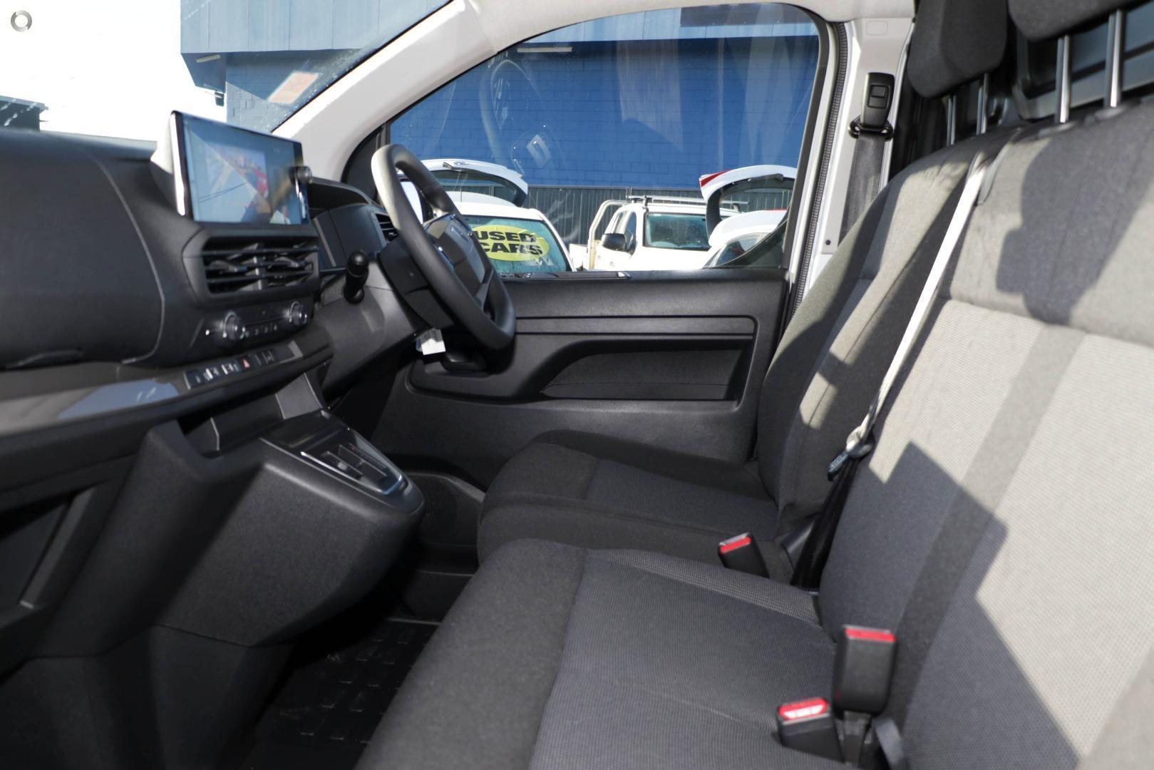 2025 Peugeot Expert Pro — photo 6
