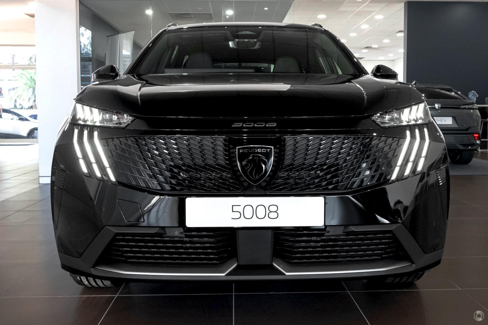 2025 Peugeot 5008 GT Premium Hybrid — photo 2