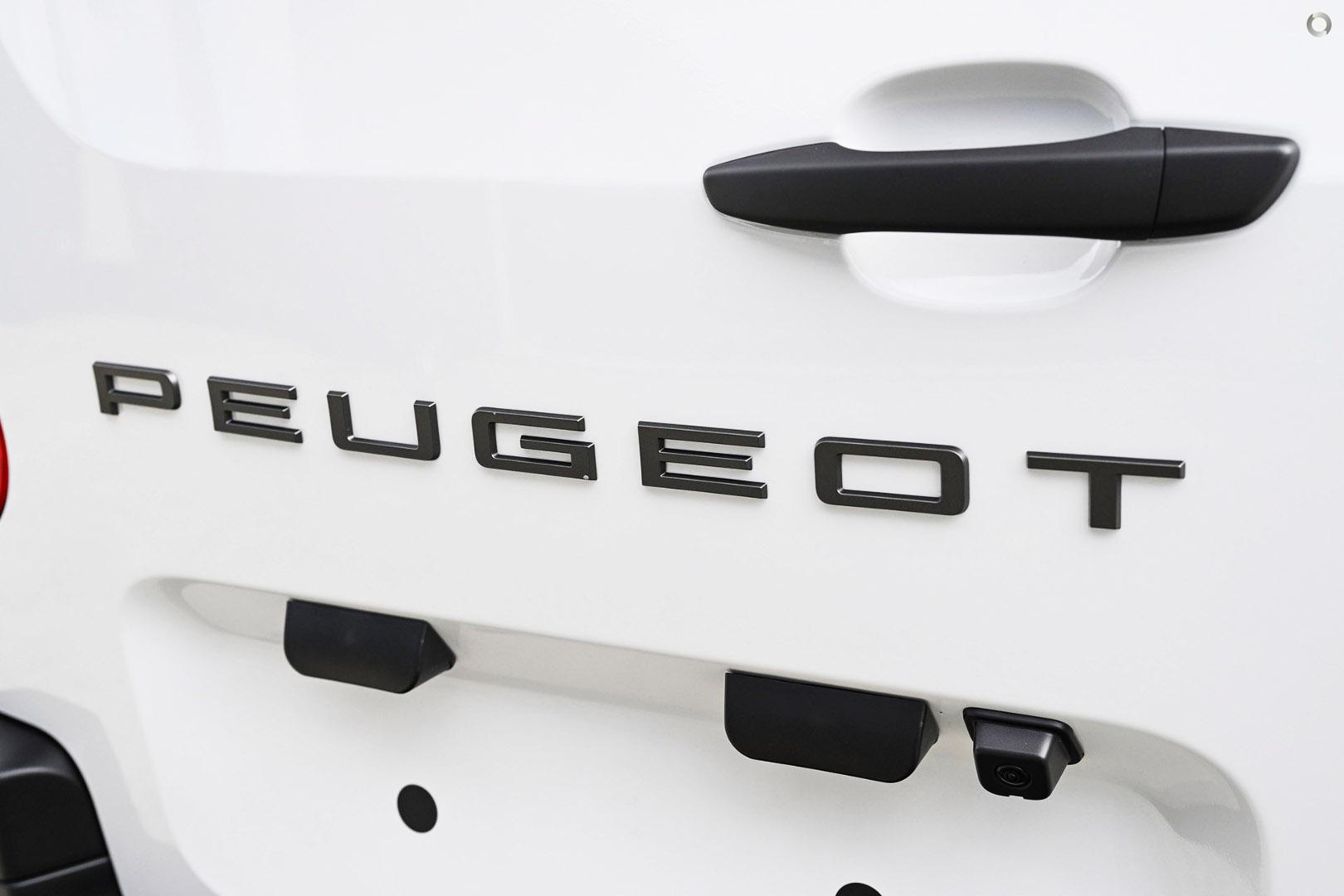 2026 Peugeot Partner Pro — photo 10