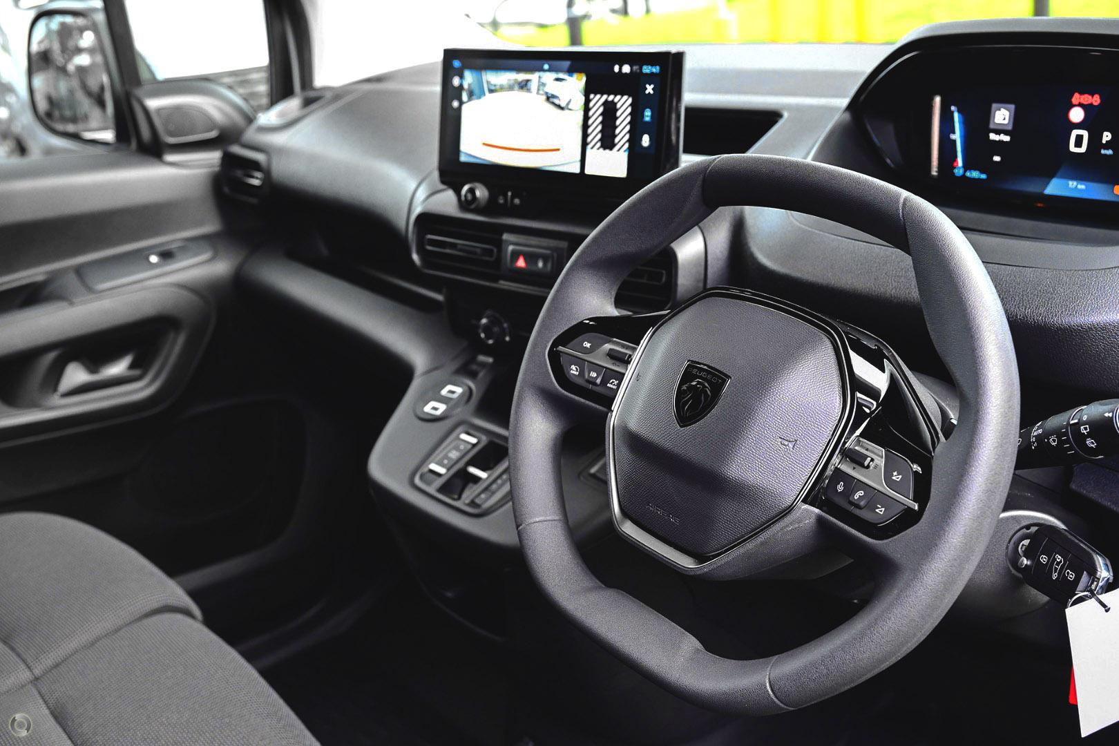 2026 Peugeot Partner Pro — photo 5