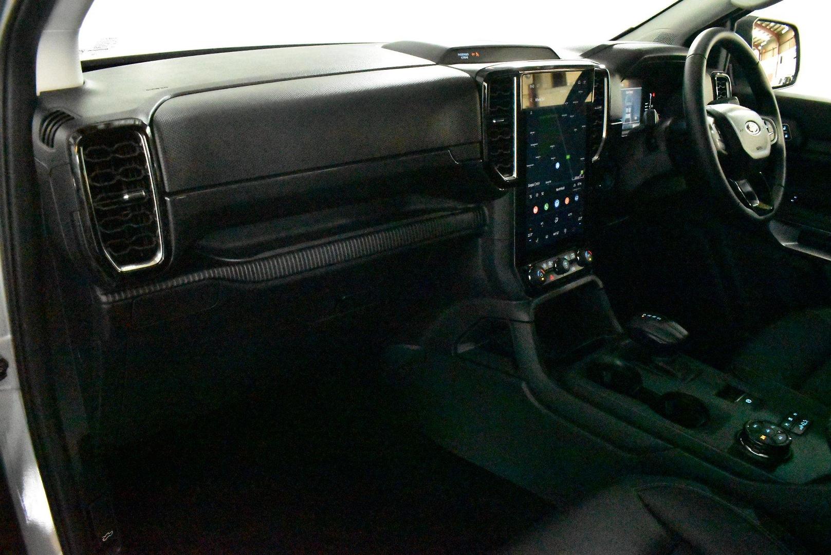 2025 Ford Ranger PHEV Sport — photo 6
